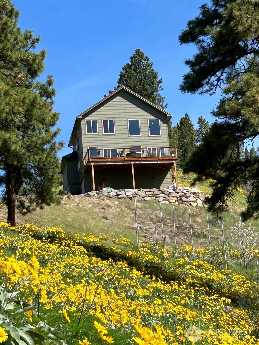 9660 Nahahum Canyon Rd Cashmere WA 98815