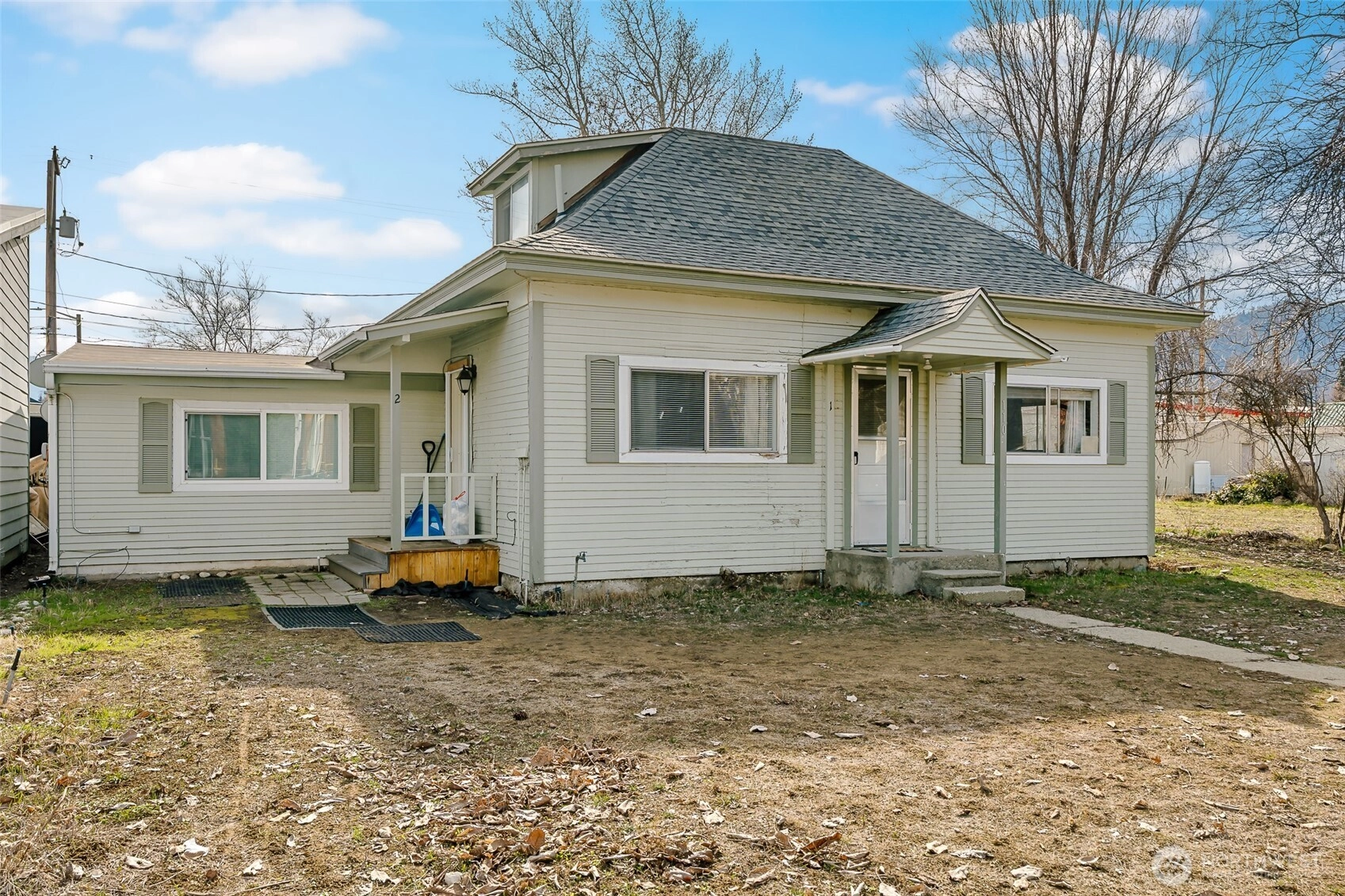 110 E Pleasant Ave Unit 1 & 2 Unit 1 & 2 Cashmere WA 98815