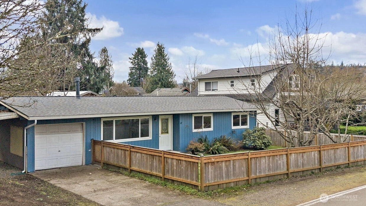 32115 E Rutherford St Unit  Carnation WA 98014