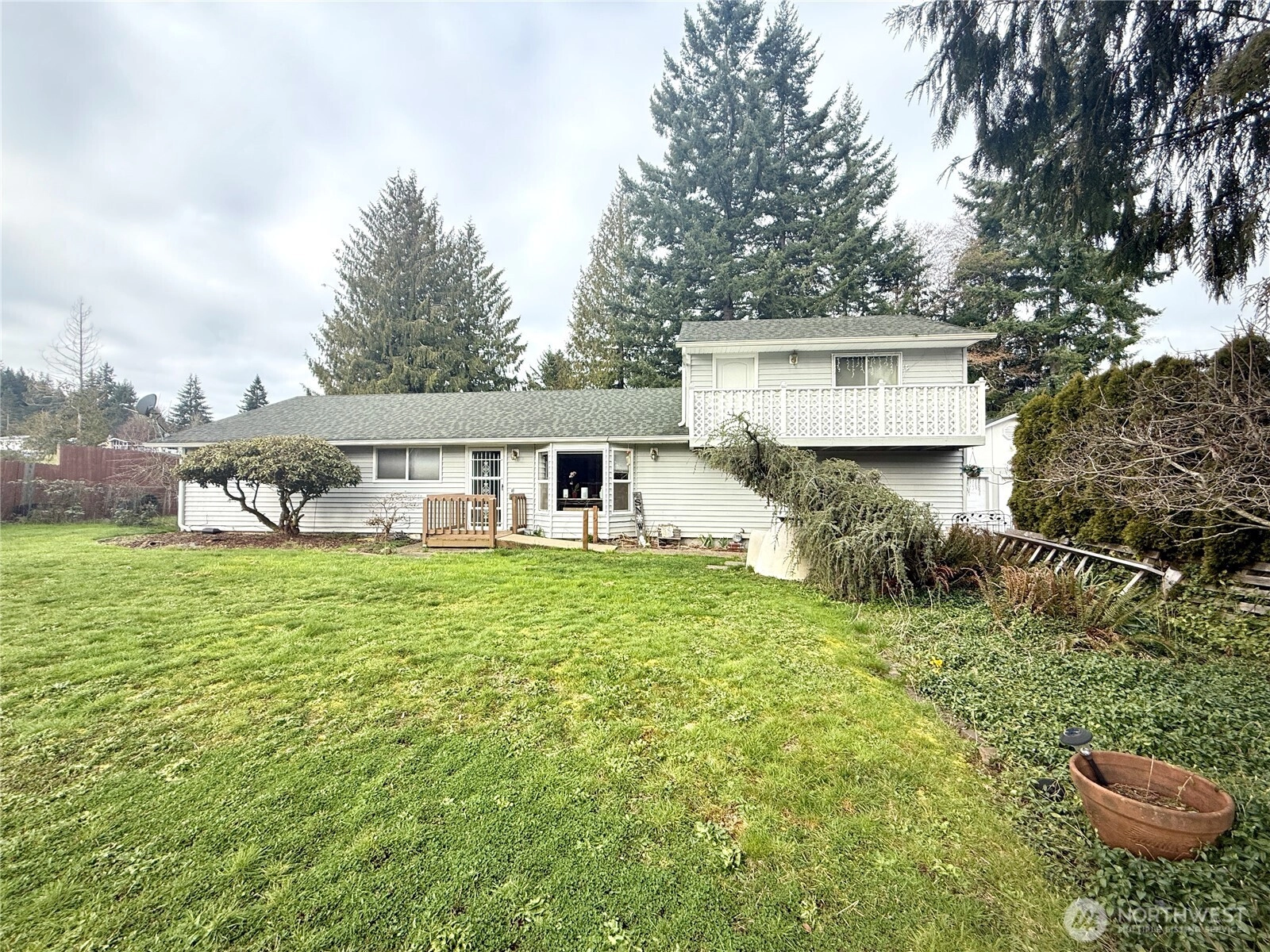 105 Timberline Dr Castle Rock WA 98611