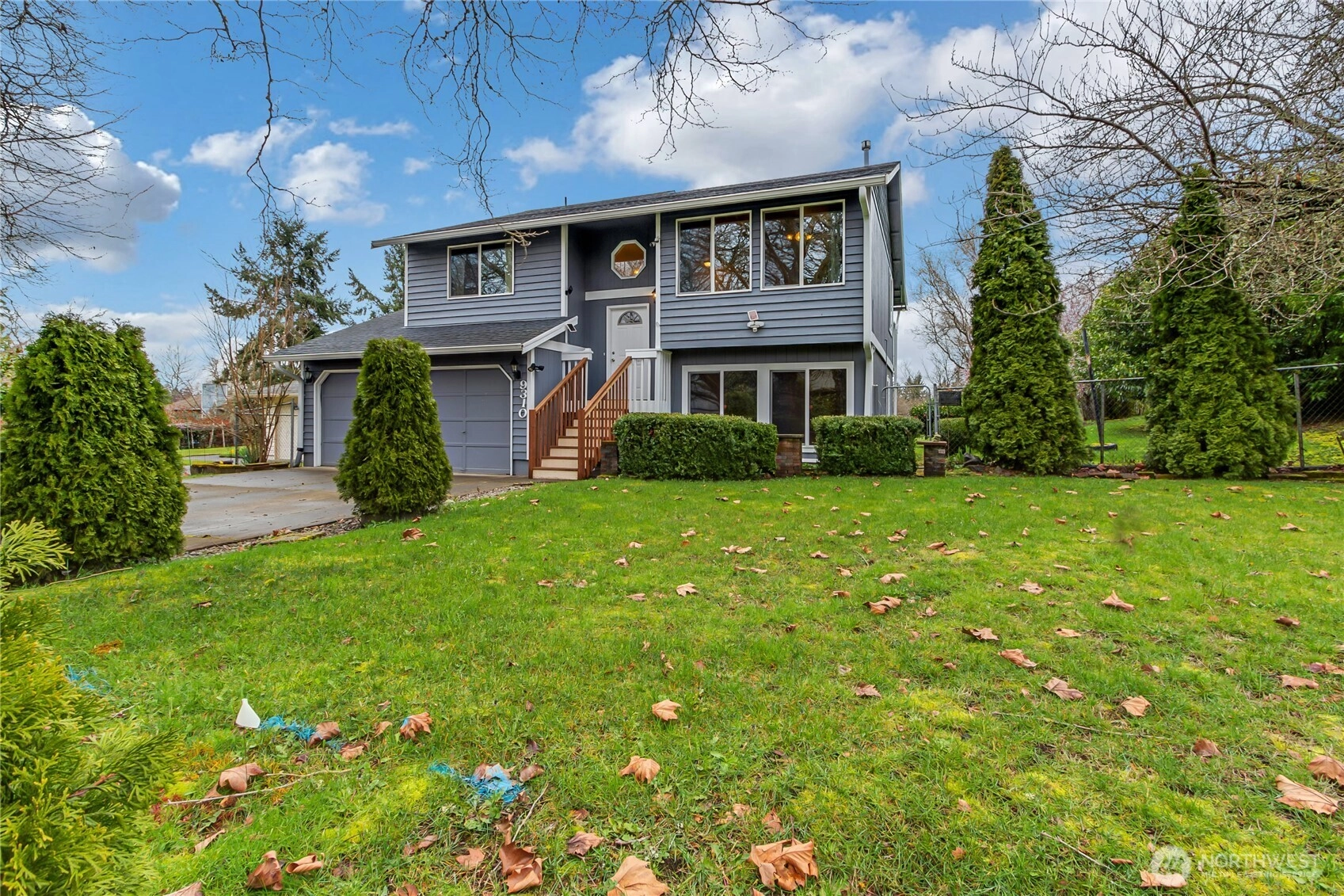 9310 Pinedrop Dr SE Olympia WA 98513