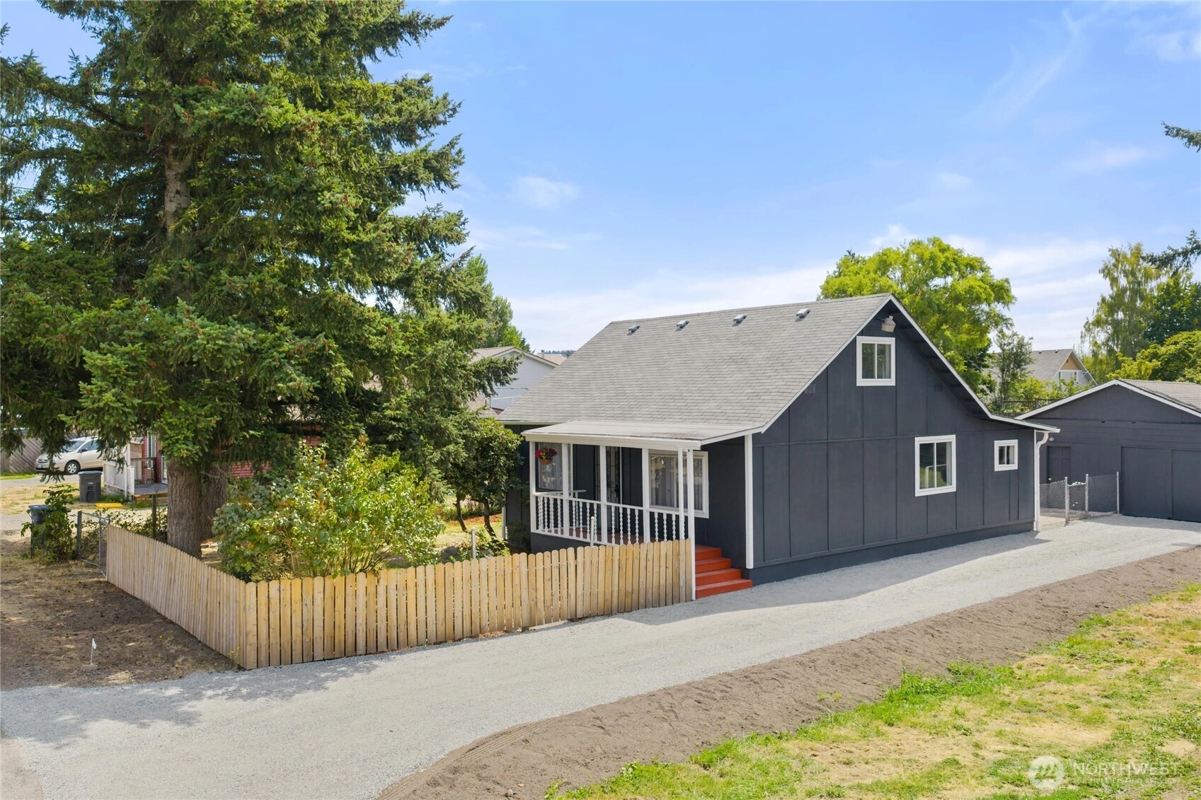 114 2nd Ave N Algona WA 98001