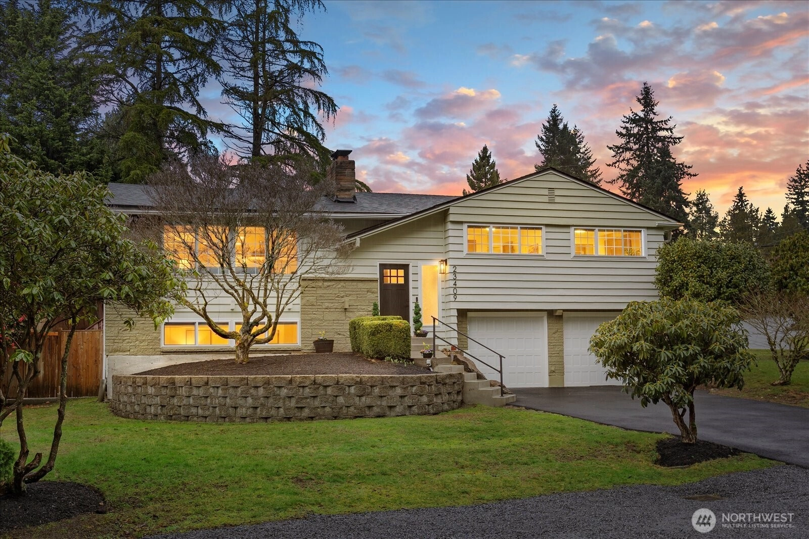 23409 94 Pl W Edmonds WA 98020