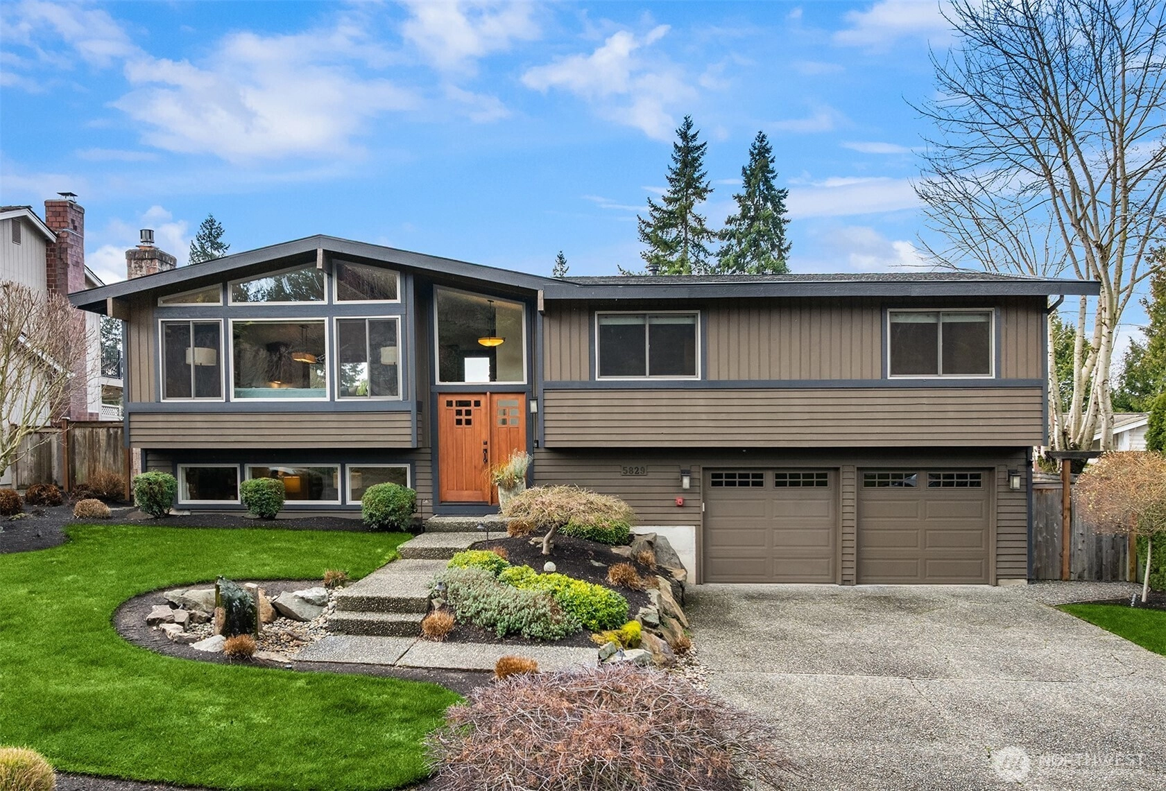 5829 112th Pl NE Kirkland WA 98033
