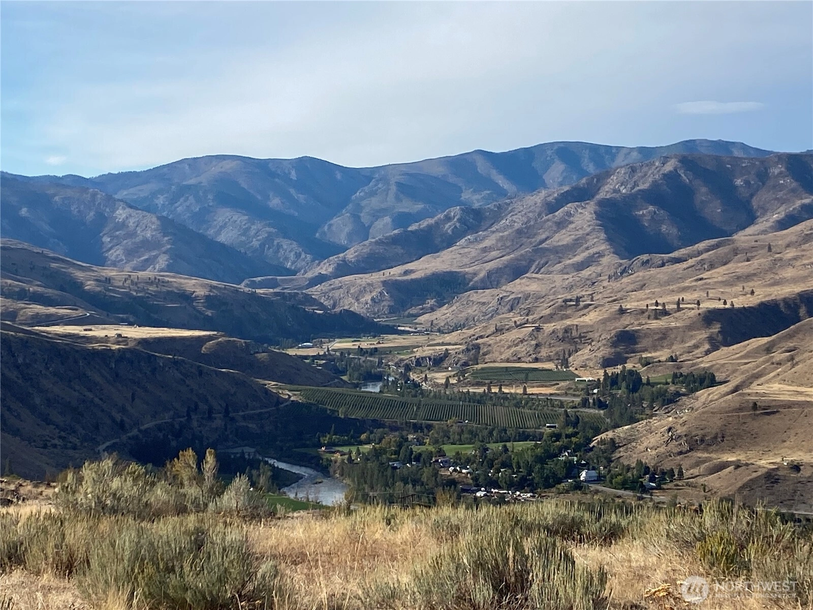 1 Riverbend Overlook Unit  Methow WA 98834