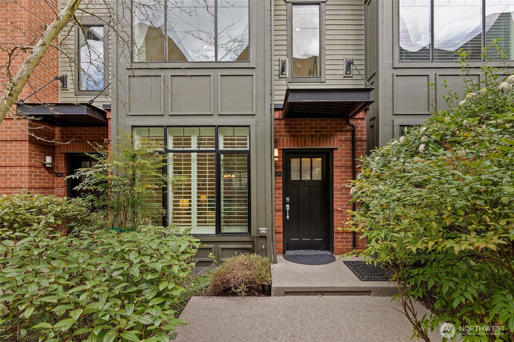 10595 NE 12th Pl Unit 102 Unit 102 Bellevue WA 98004