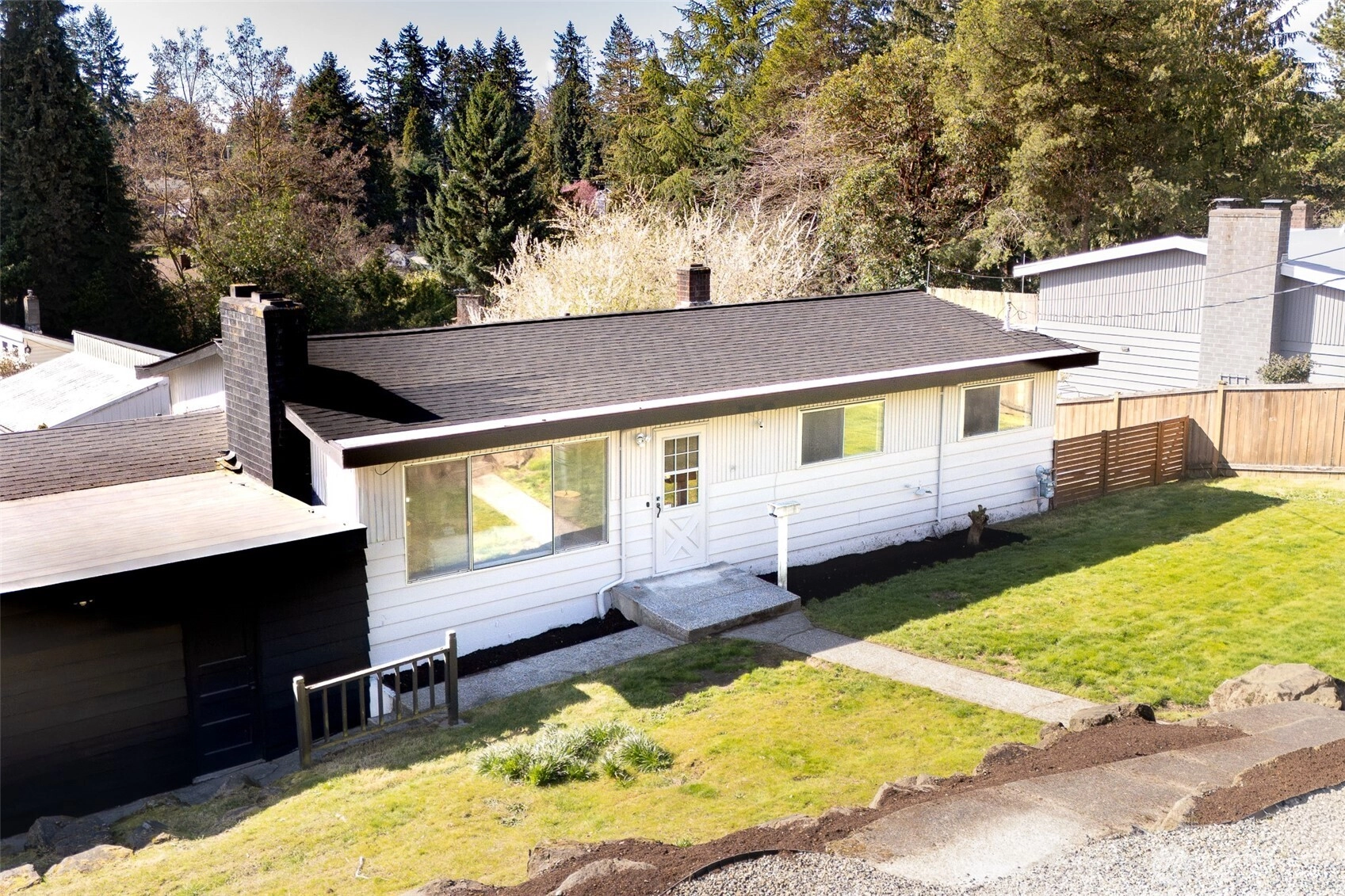 105 SW 129th St Burien WA 98146