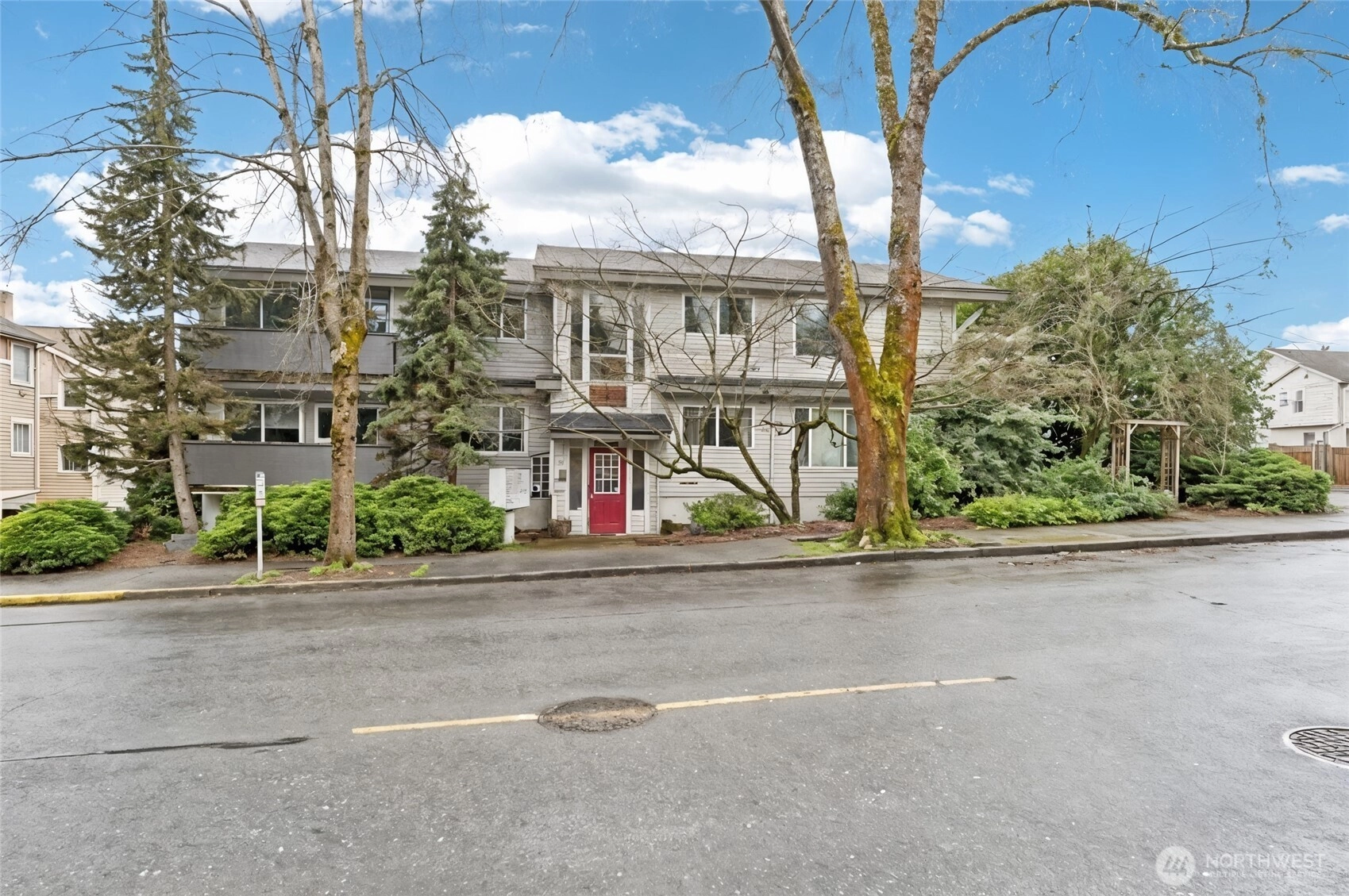 12567 35th Ave NE Unit 204 Unit 204 Seattle WA 98125