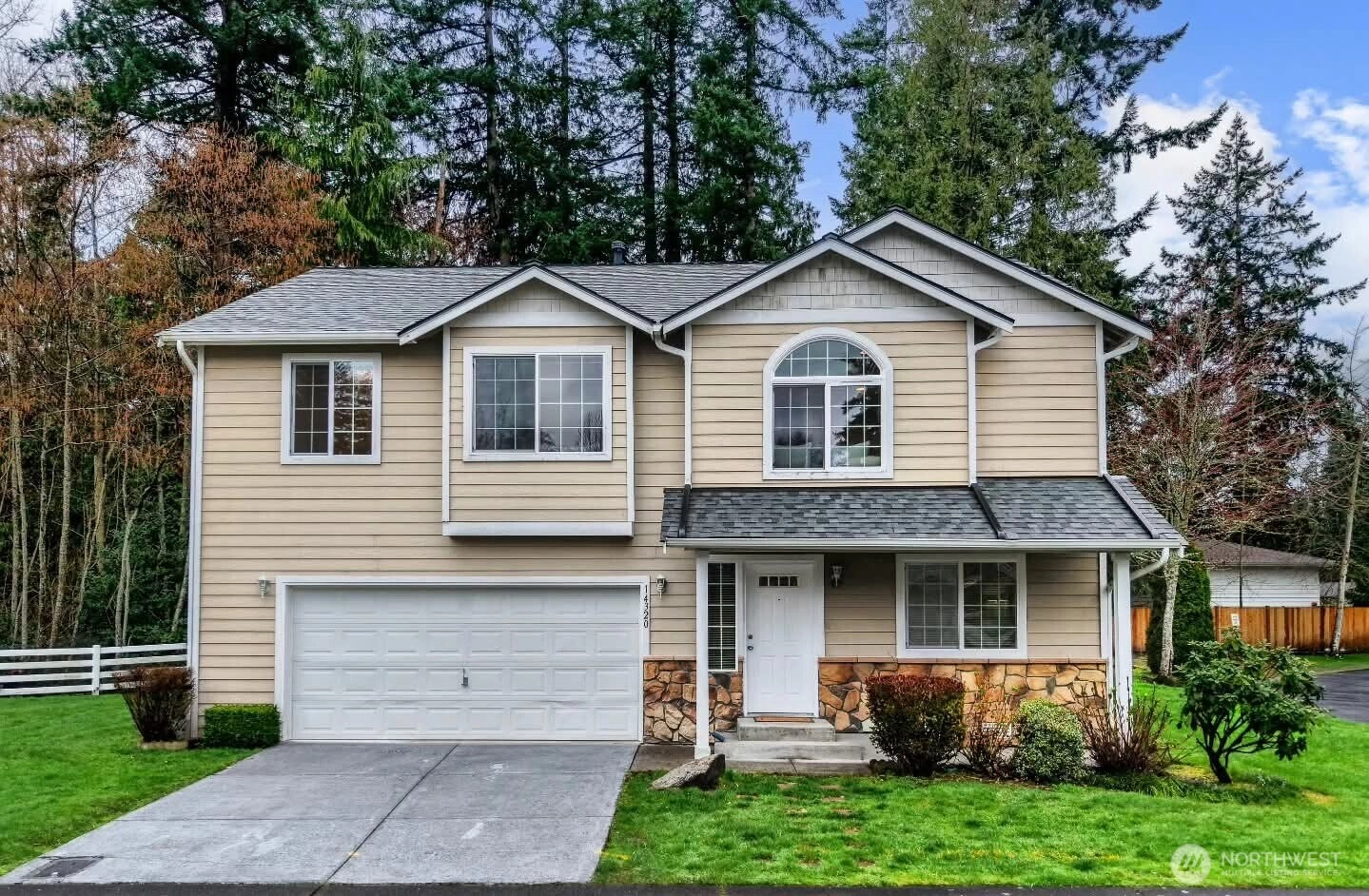 14320 55th Ave W Edmonds WA 98026