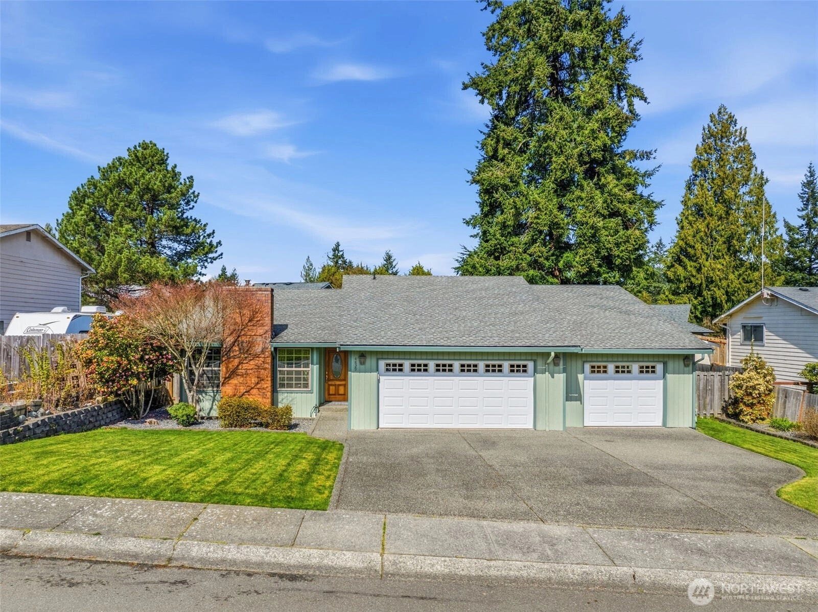 4829 102nd Pl SW Unit  Mukilteo WA 98275