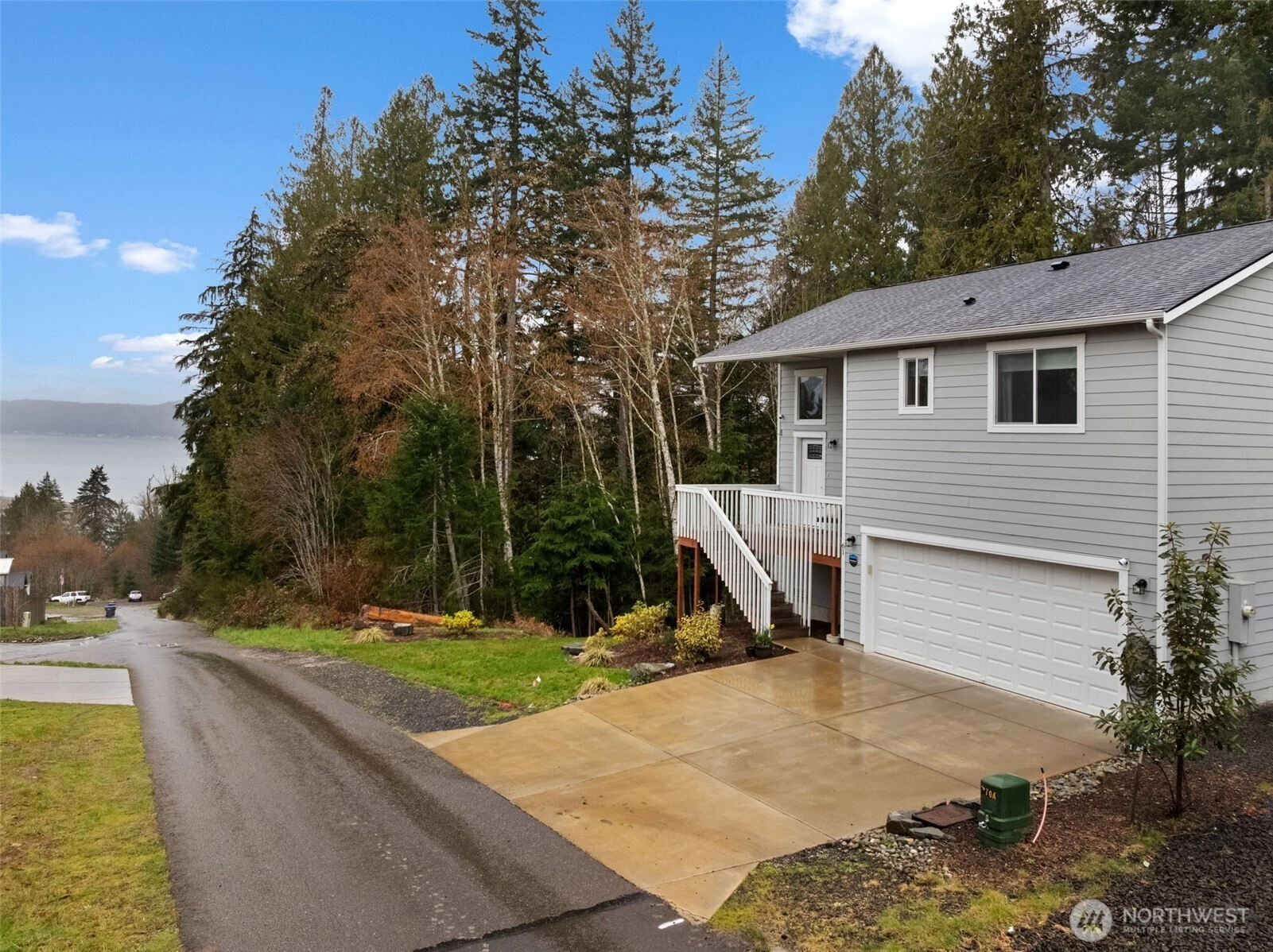 61 E Ellinor Peak Pl Belfair WA 98528