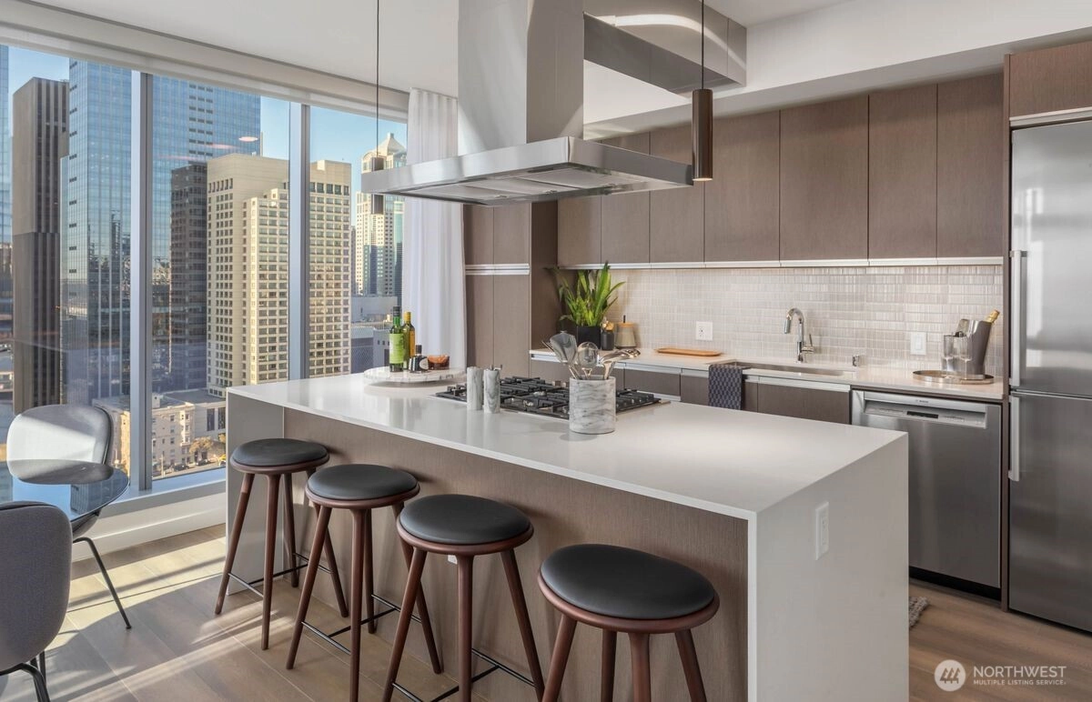 800 Columbia St Unit 3501 Unit 3501 Seattle WA 98104