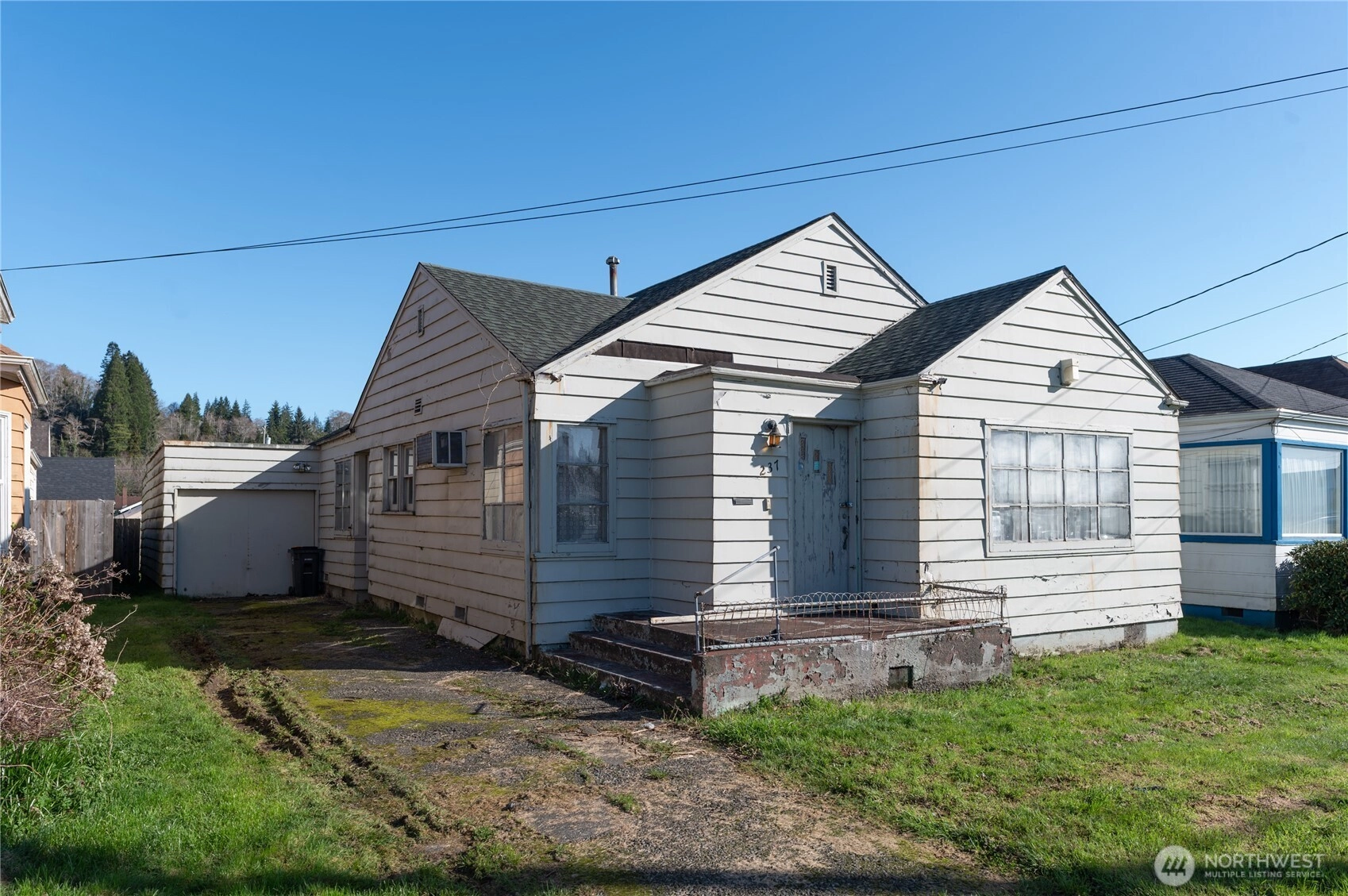 237 Emerson Ave Hoquiam WA 98550