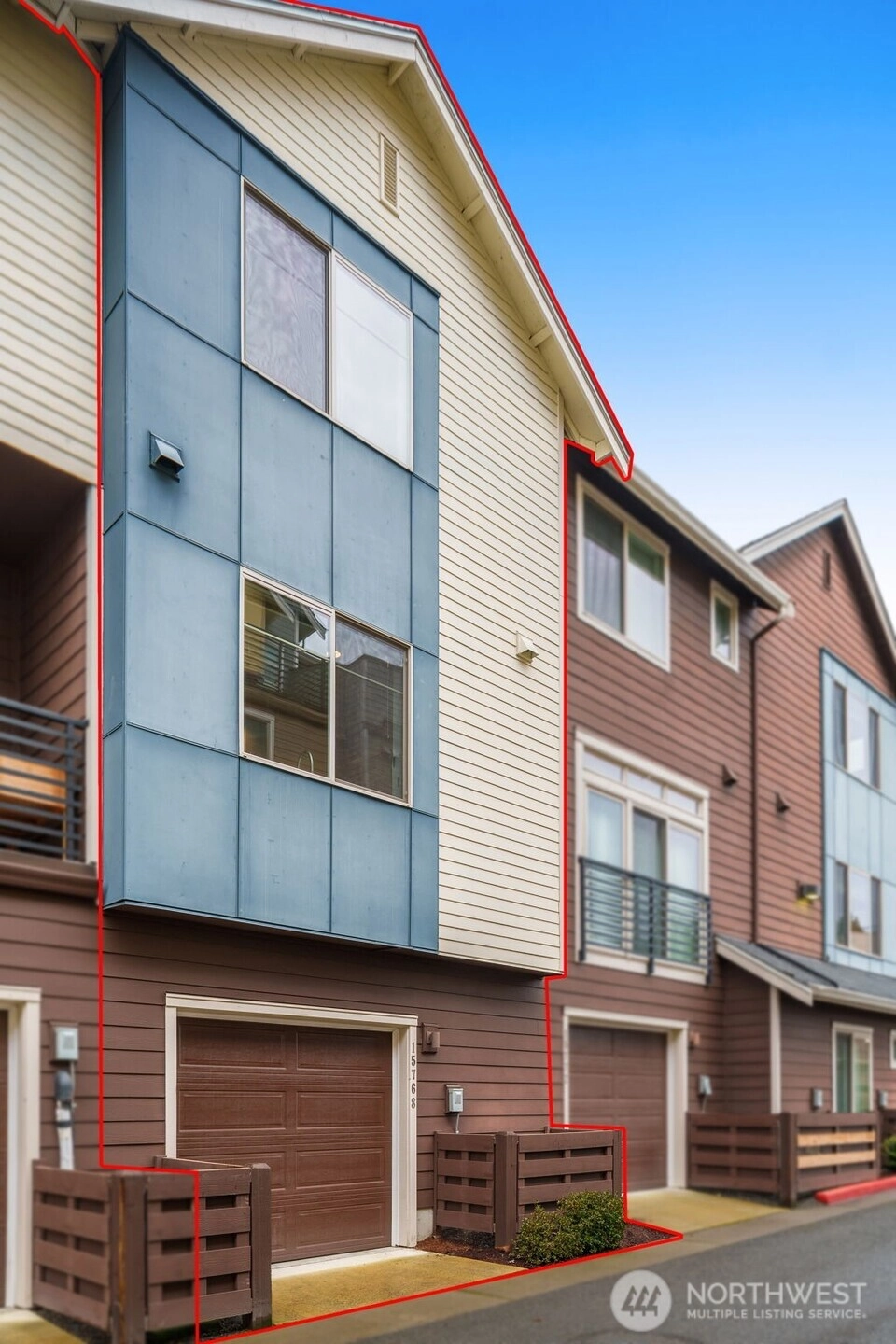 15768 NE 14th Ter Bellevue WA 98008