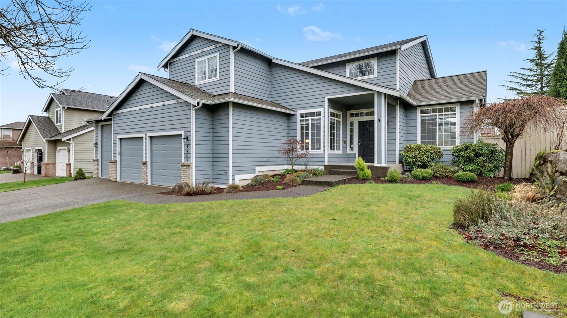 1909 Highpoint St Unit  Enumclaw WA 98022