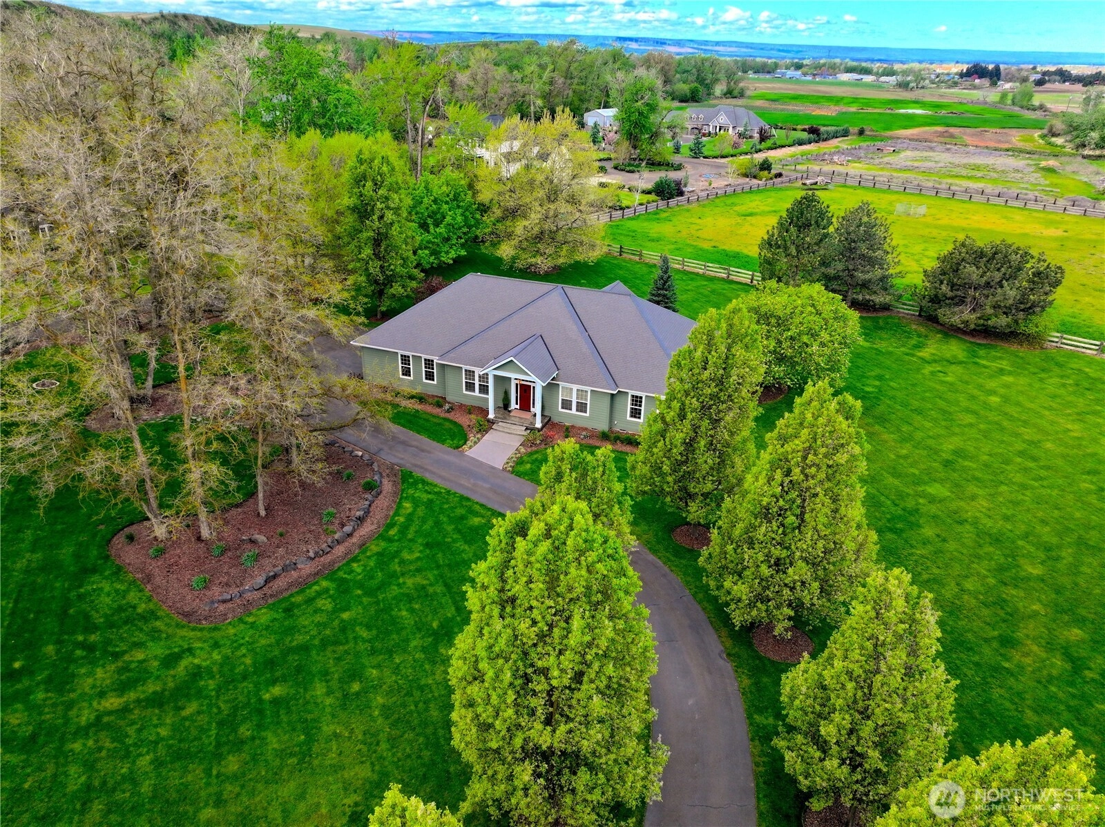 236 Looking Glass Rd Walla Walla WA 99362