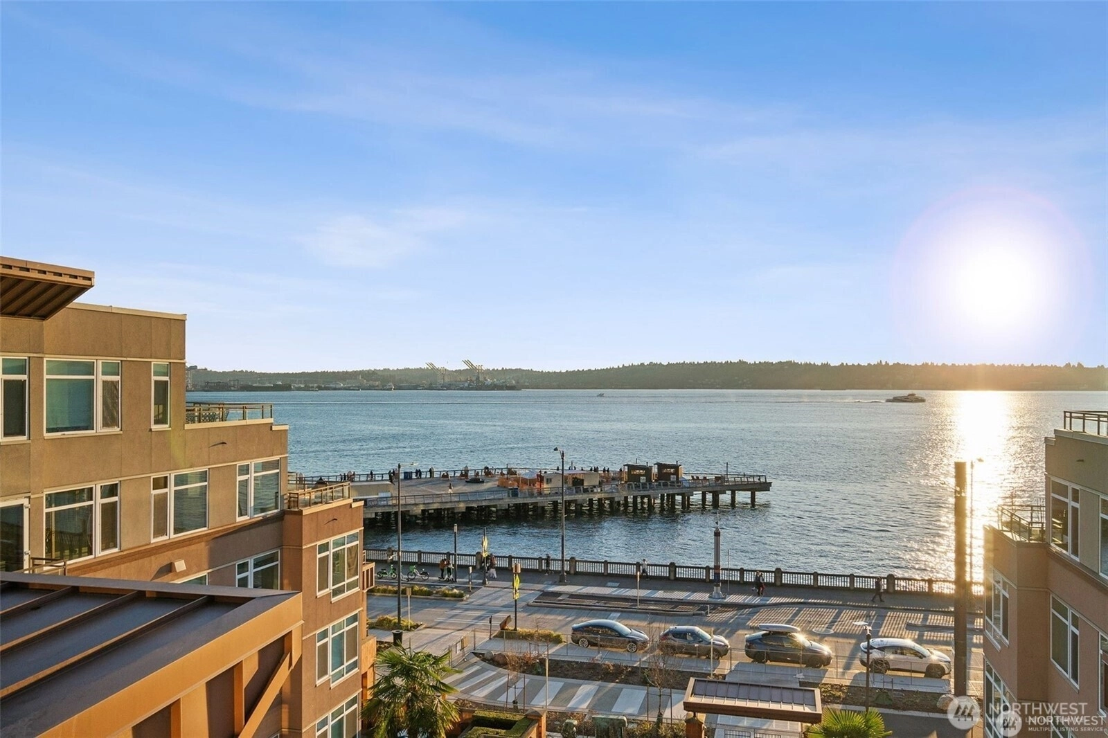 1950 Alaskan Way Unit 135 Seattle WA 98101