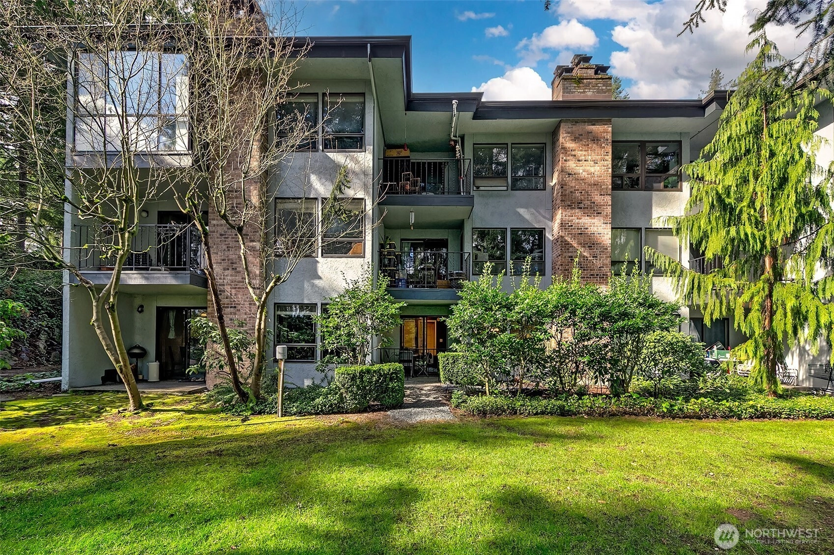 8515 242nd St SW Unit 103 Unit 103 Edmonds WA 98026