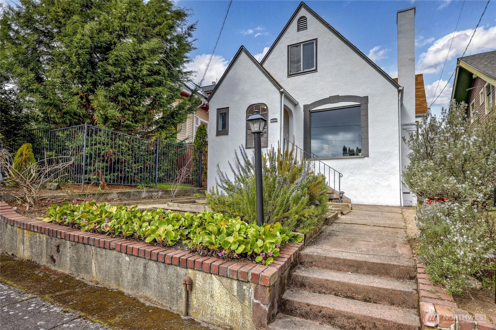 1414 Gregory Way Bremerton WA 98337