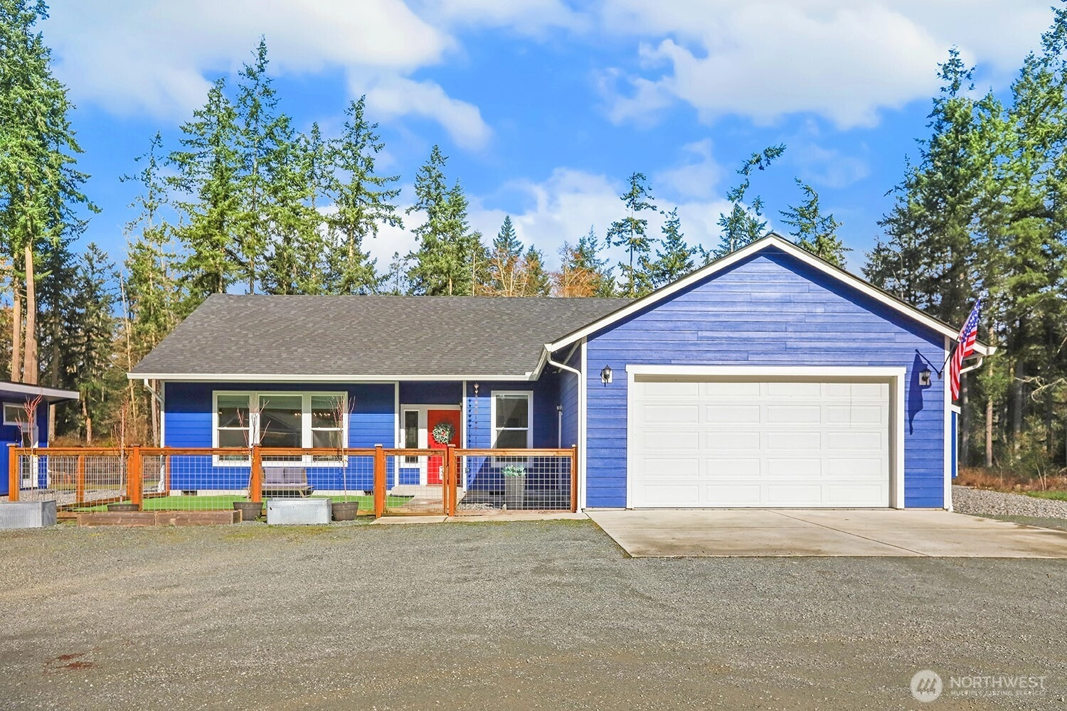 3237 Hilberg Clinton WA 98236