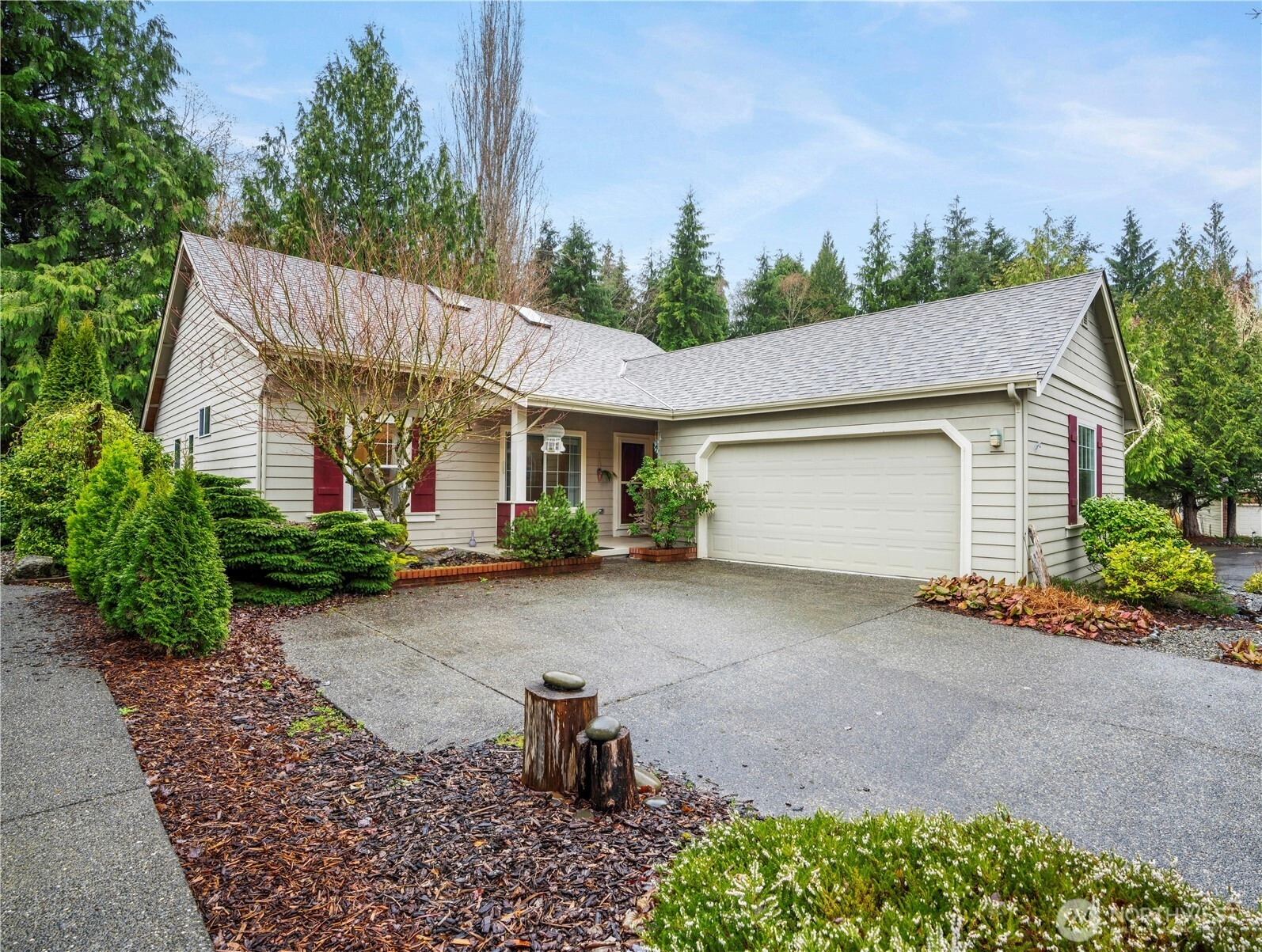 43 Mckenzie Ln Unit  Port Ludlow WA 98365
