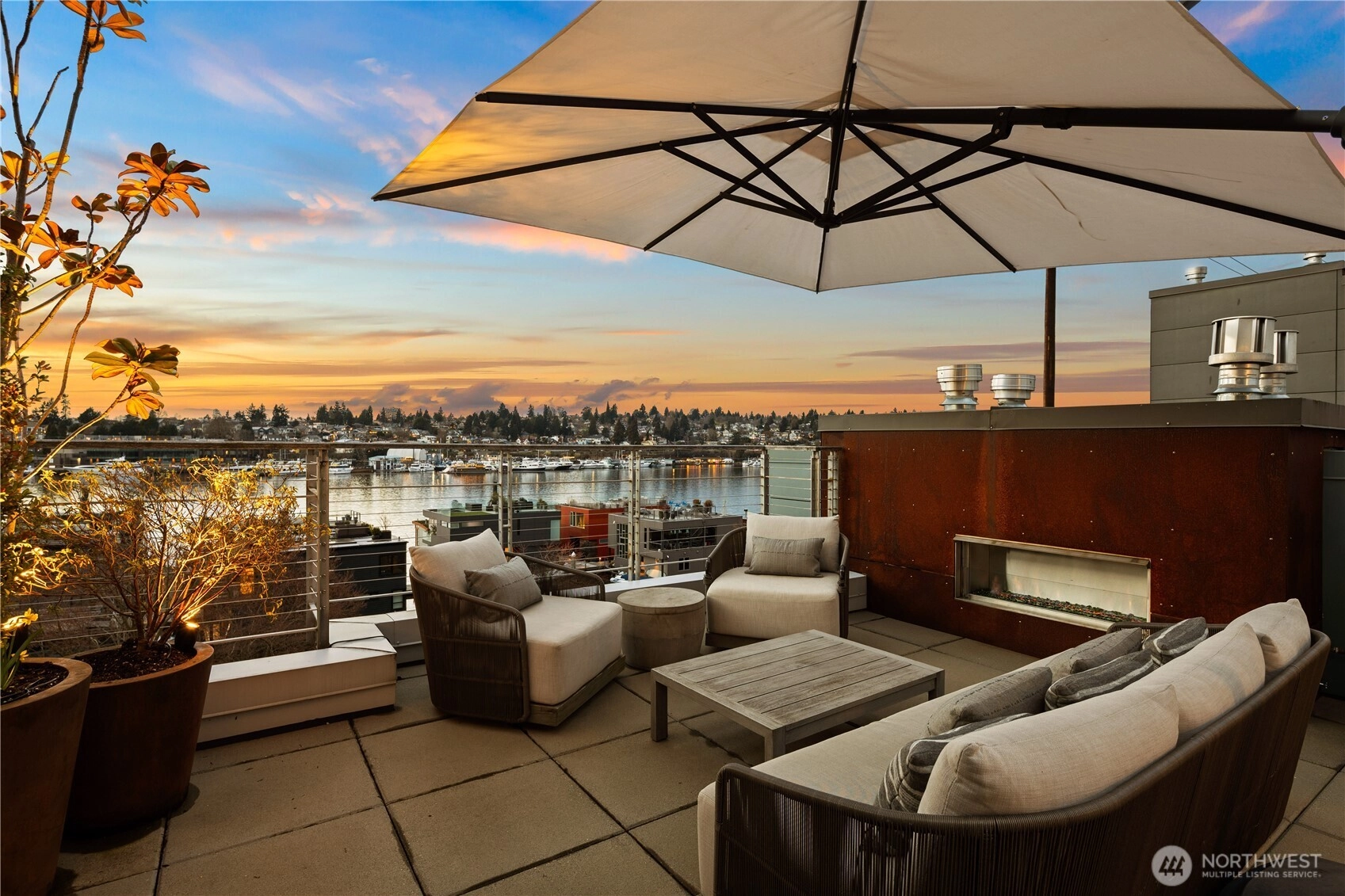 2832 Fairview Ave E Seattle WA 98102