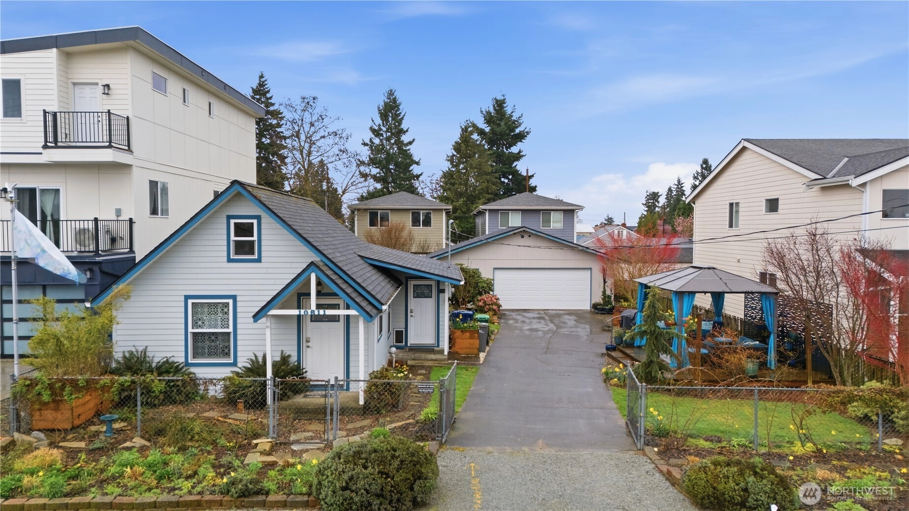 10611 2nd Pl SW Seattle WA 98146