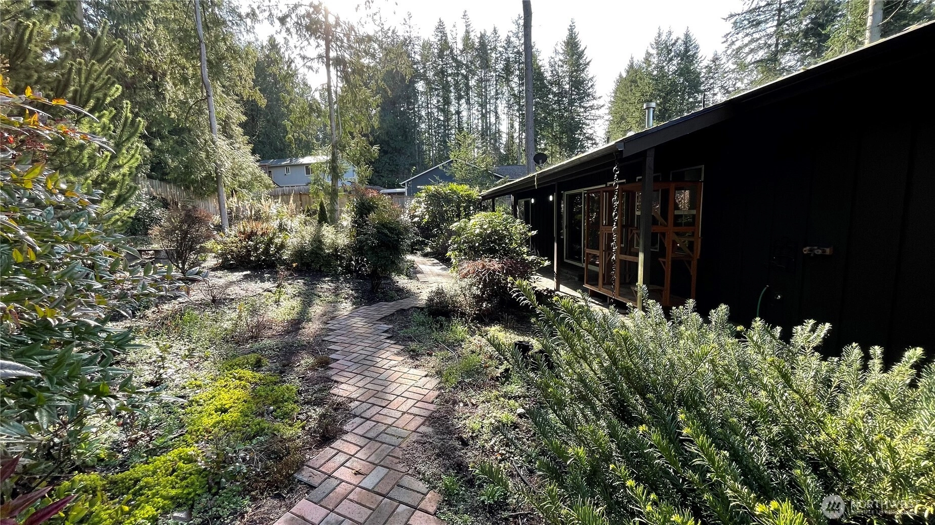 36898 Tamarack Dr NE Hansville WA 98340