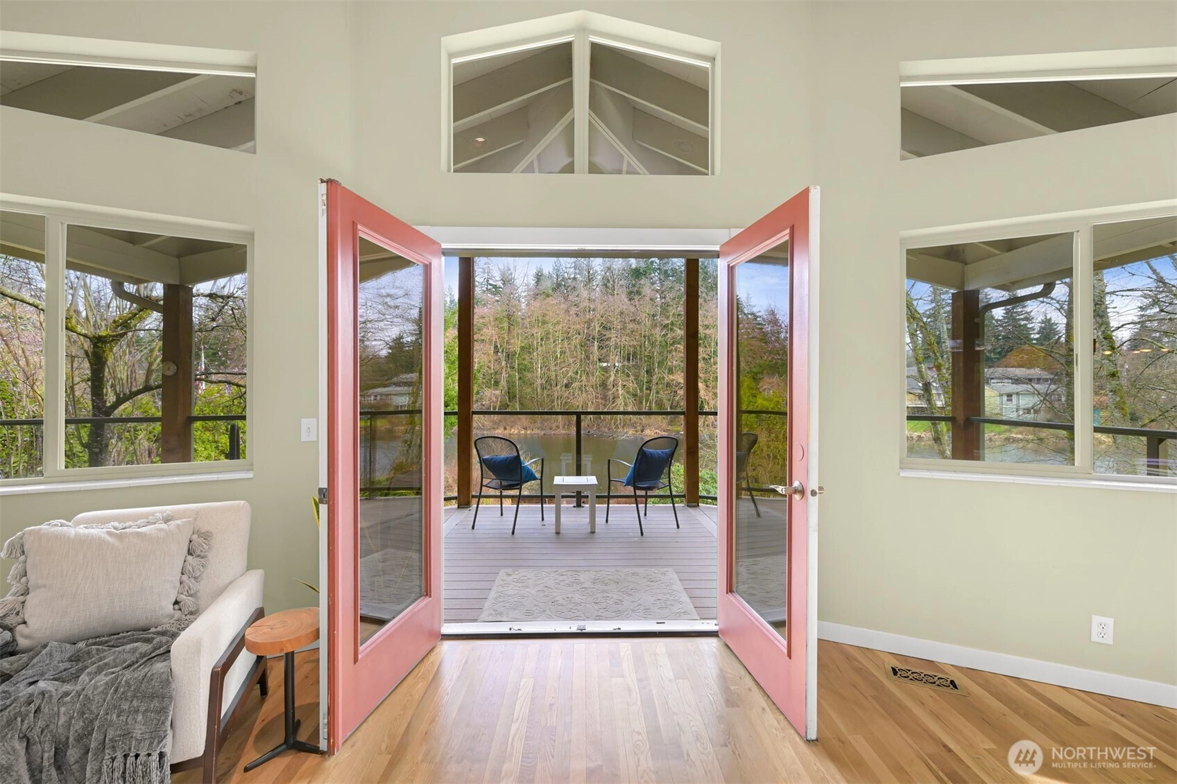 424 Rainbow Dr Sedro Woolley WA 98284