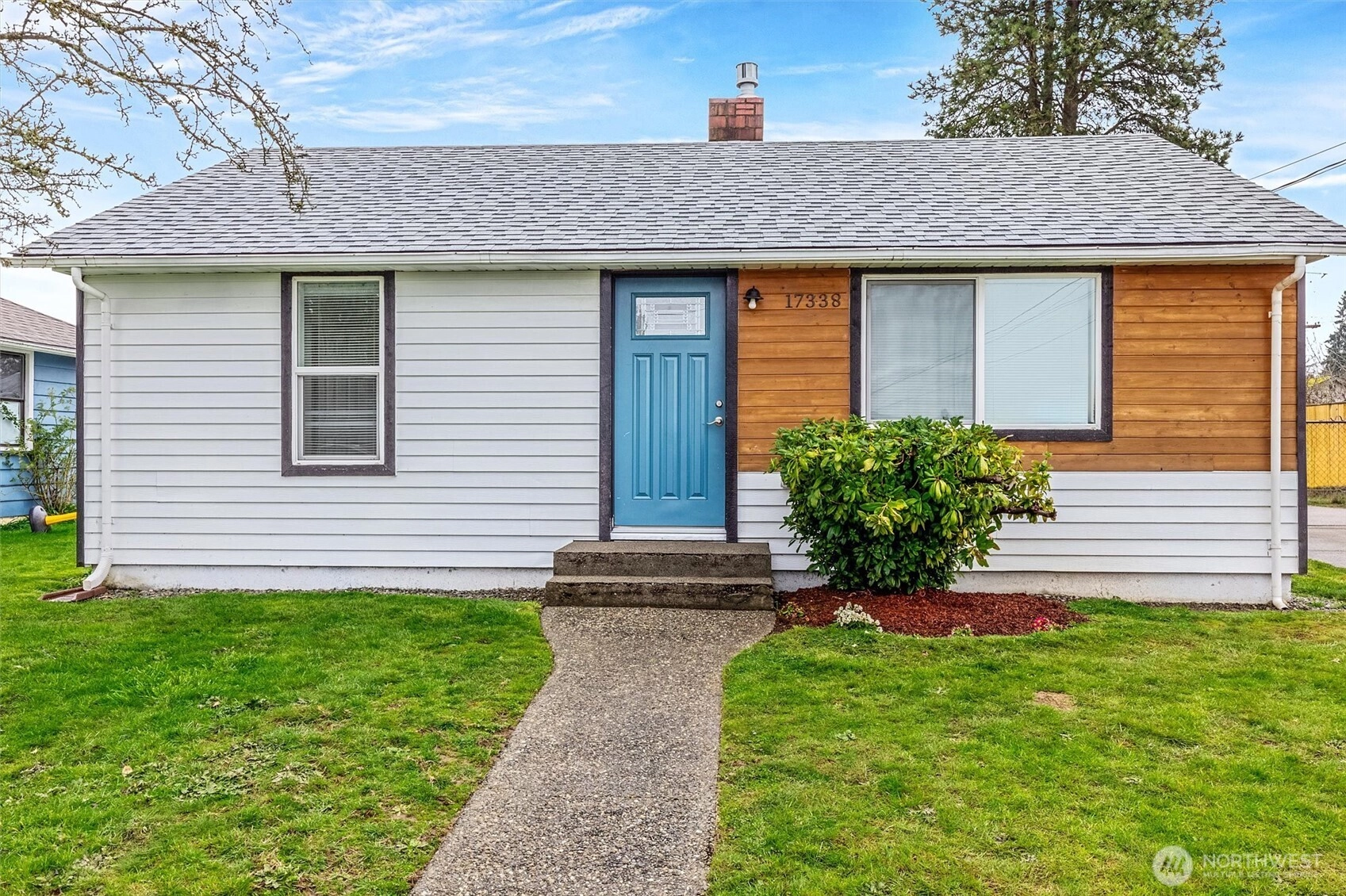 17338 33rd Ave S SeaTac WA 98188