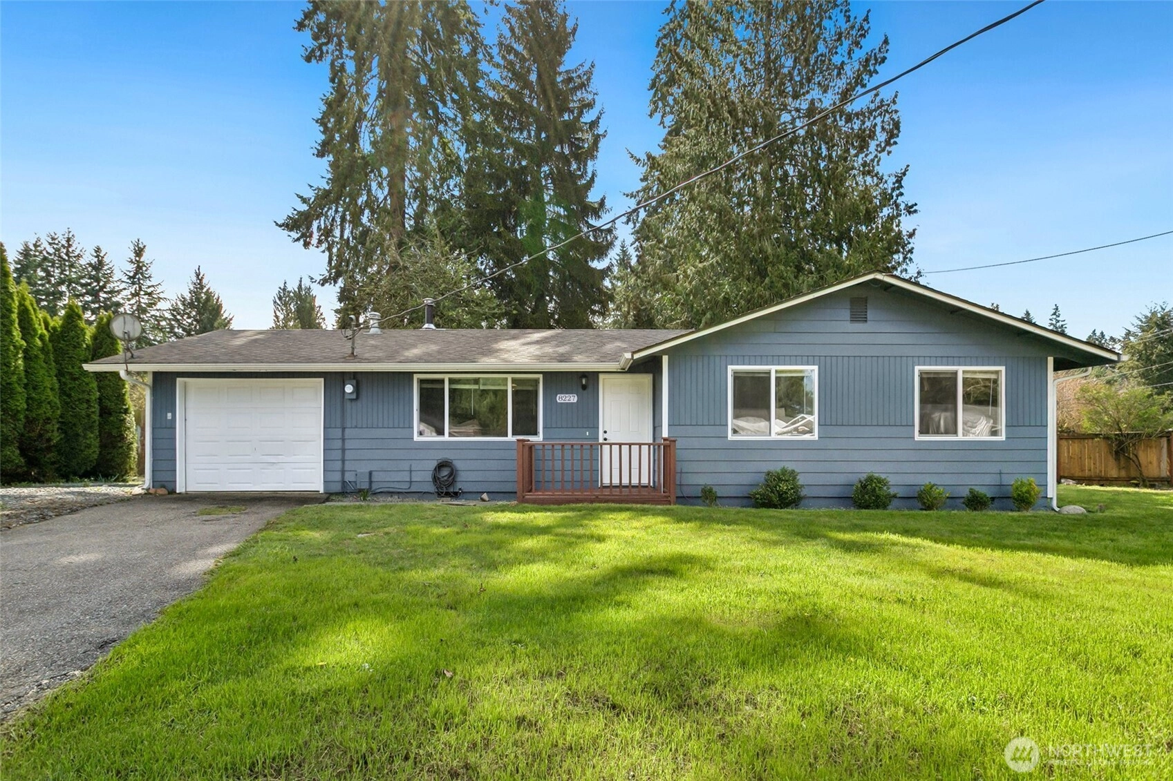 8227 Daycrest Dr SE Olympia WA 98513