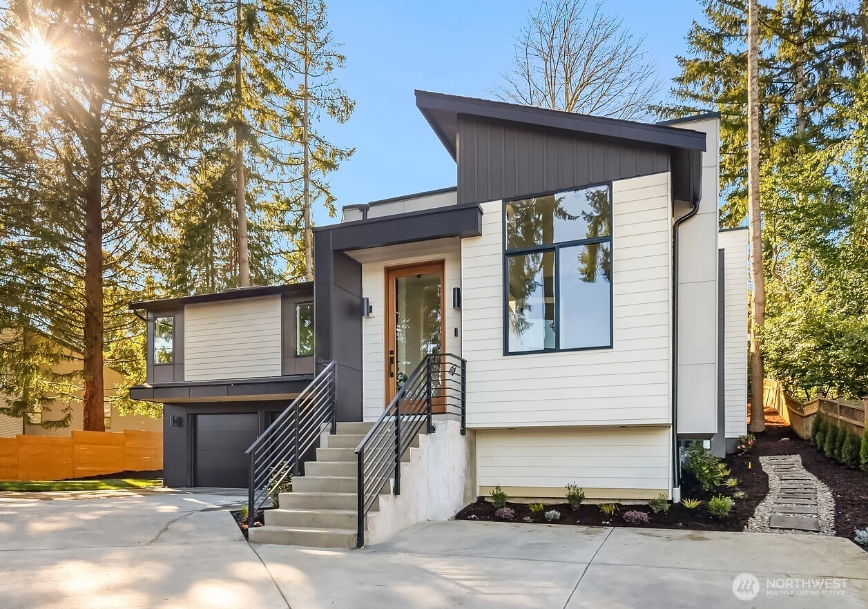 2109 129th Ave SE Unit  Bellevue WA 98005