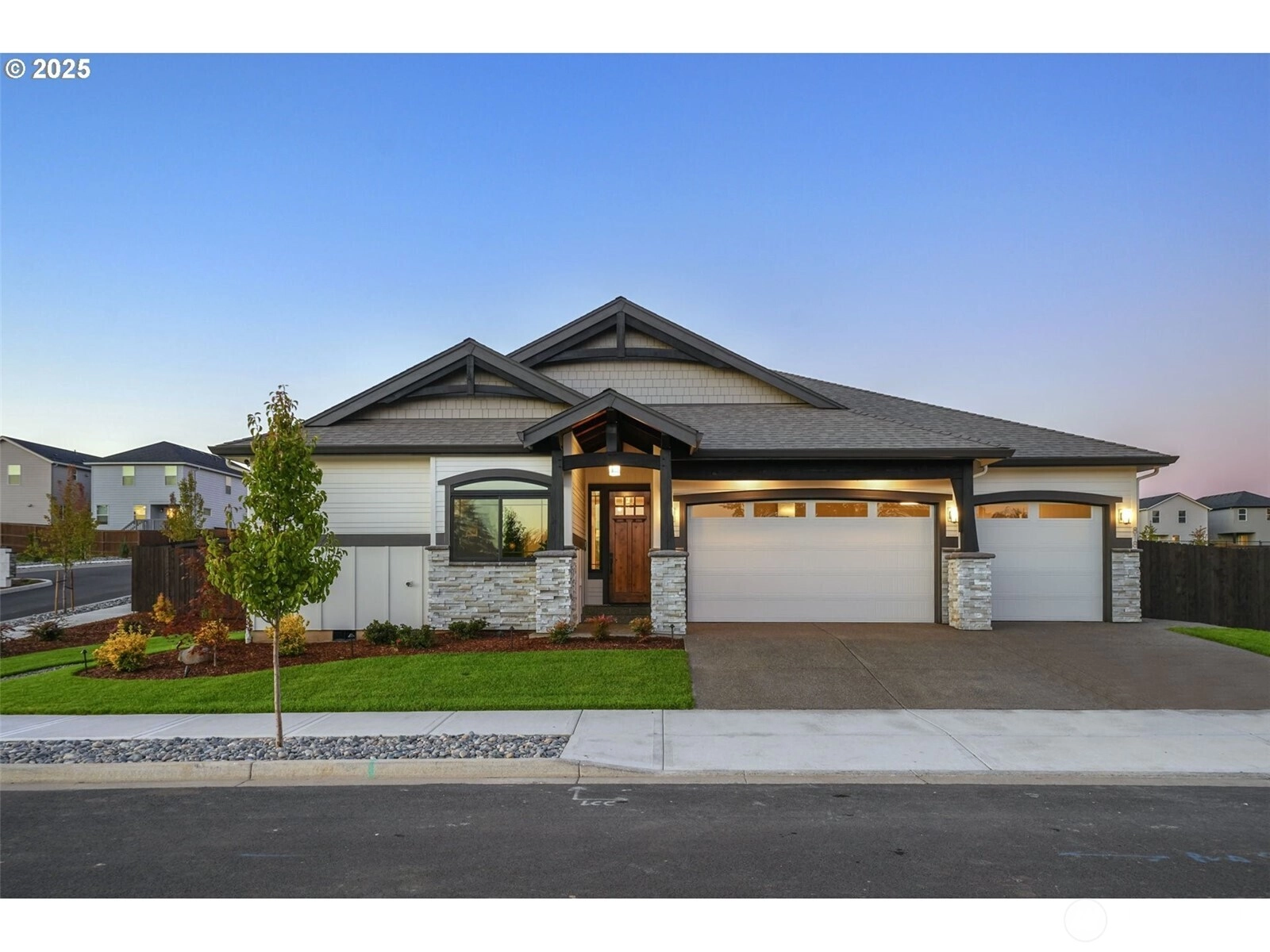 818 NW 173rd Cir Ridgefield WA 98642