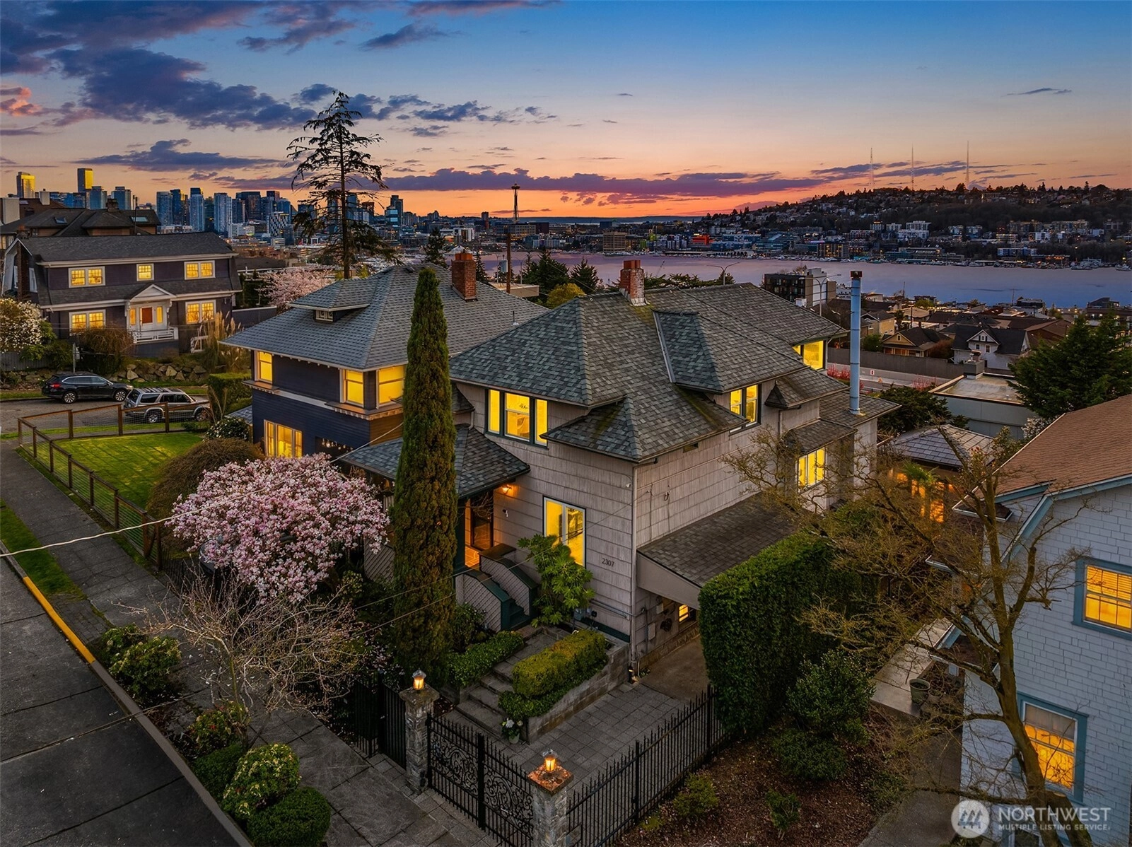 2307 Broadway E Seattle WA 98102