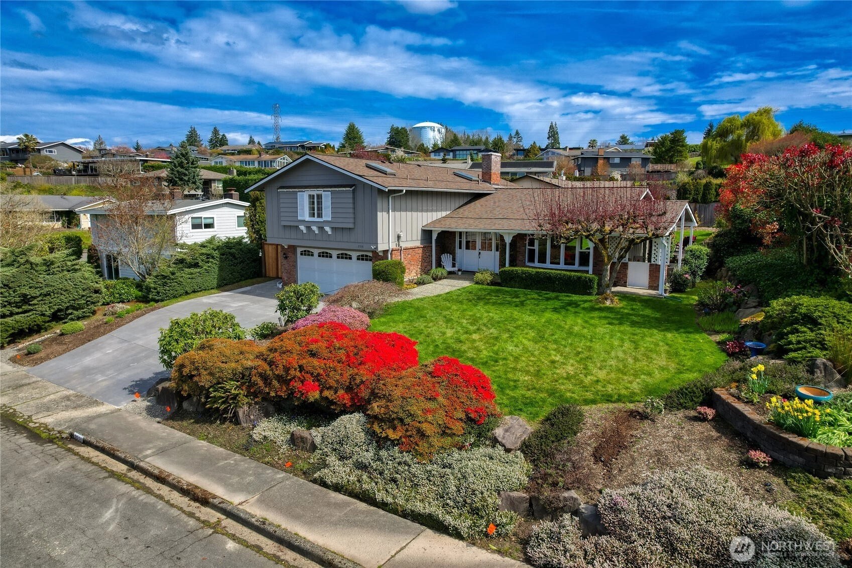 2008 121st Ave SE Unit  Bellevue WA 98005