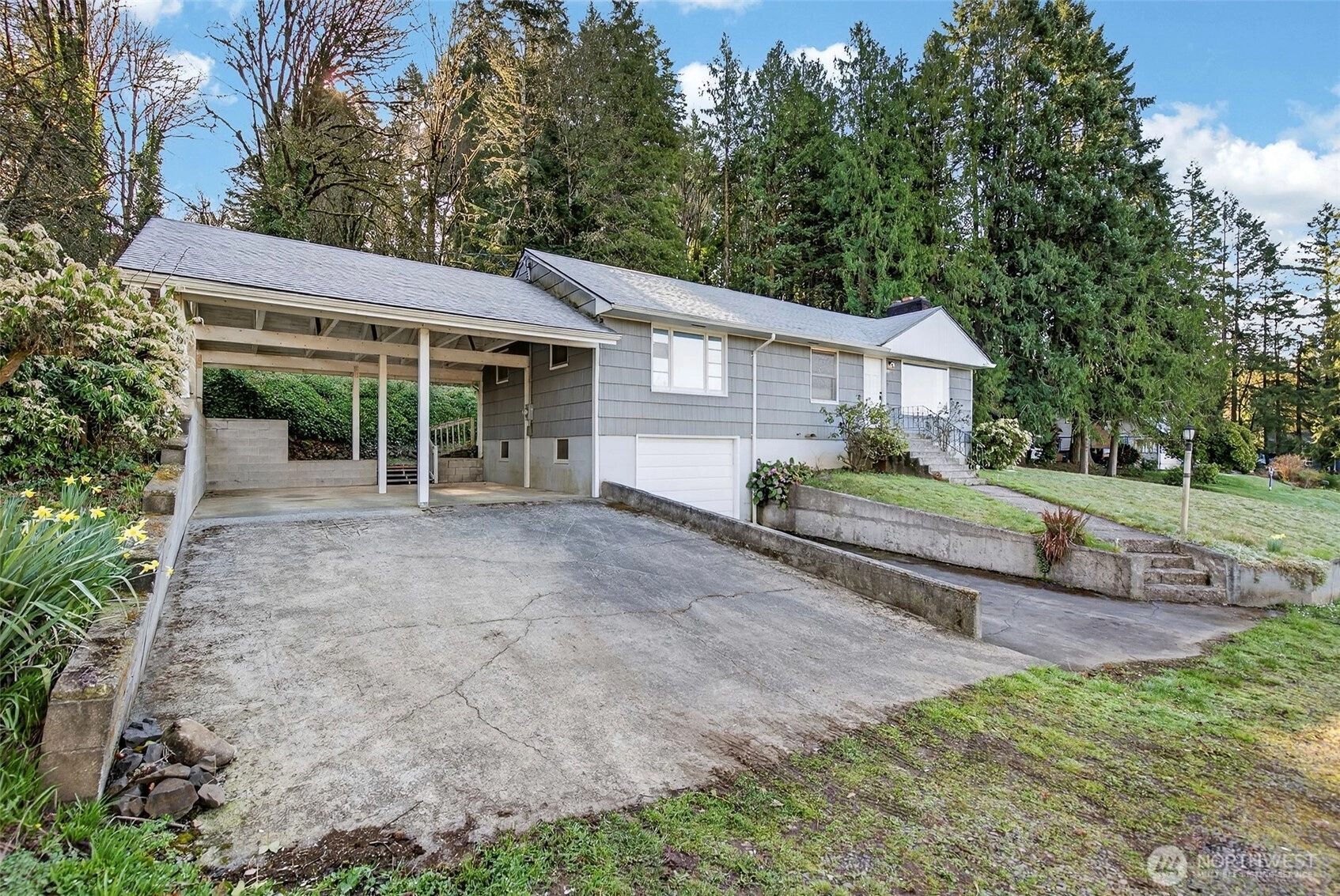 312 SE 2nd St Winlock WA 98596