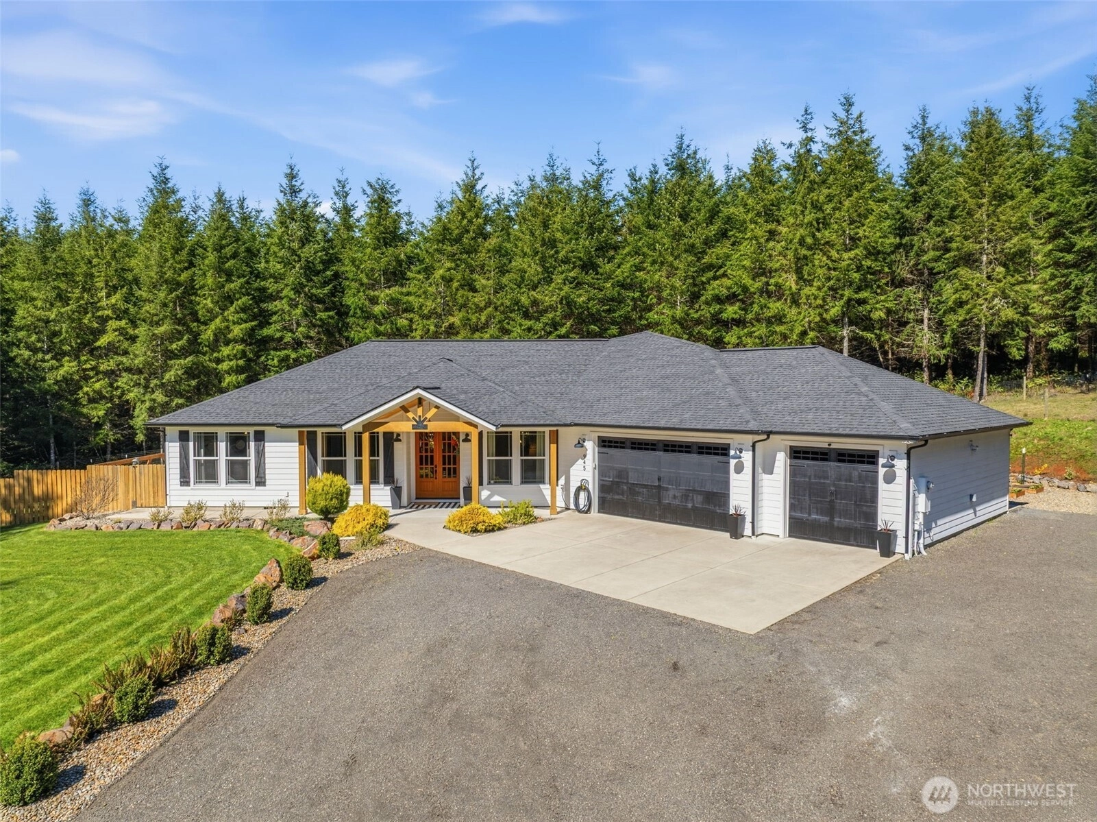 945 Thimbleberry Castle Rock WA 98611