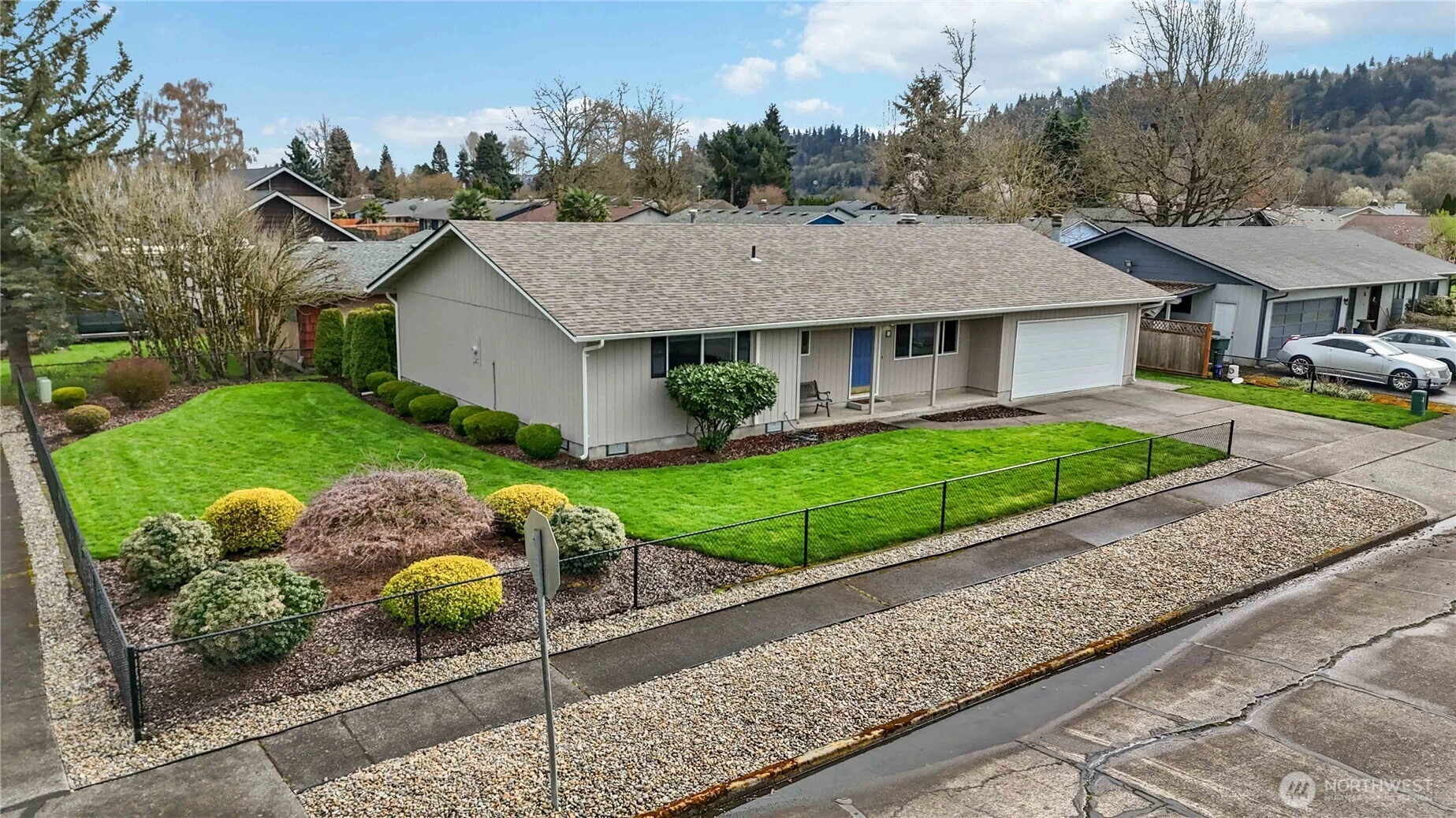 1 Independence Ct Longview WA 98632