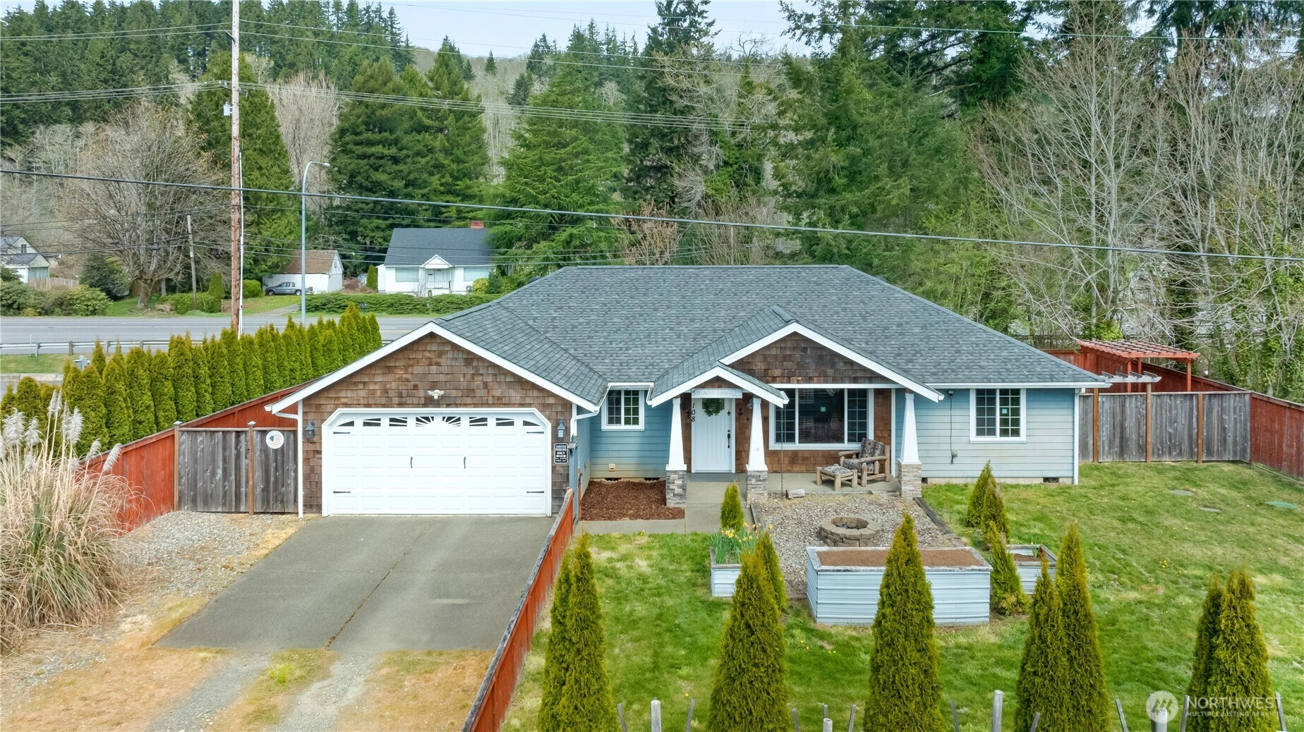 108 Old Hill Rd Aberdeen WA 98520