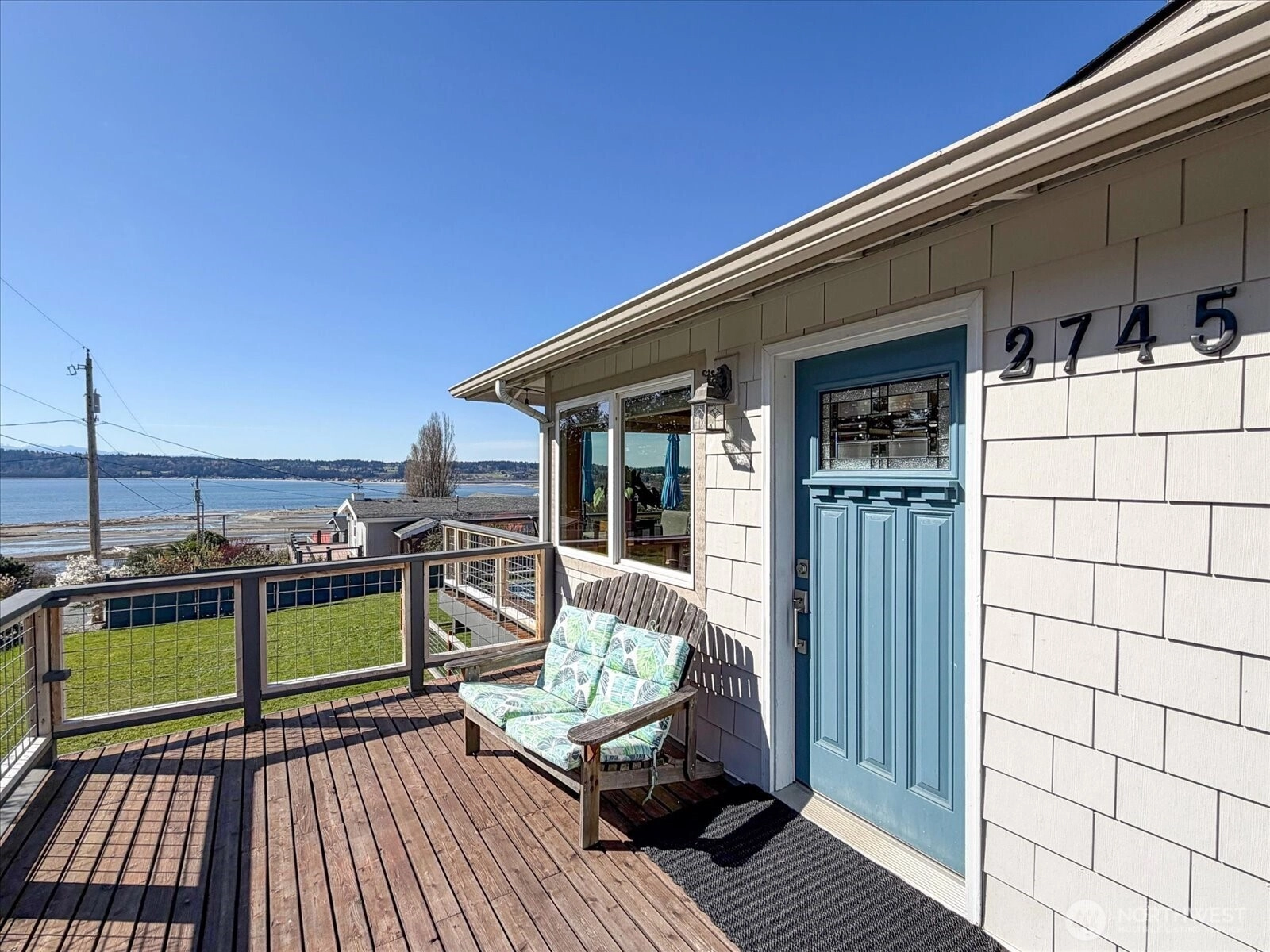 2745 Evening Glory Ct Clinton WA 98236