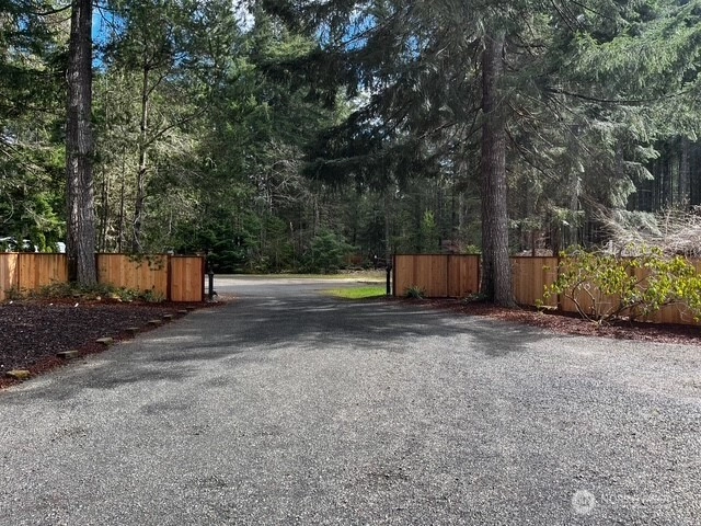 21 N White Way Ln Unit  Hoodsport WA 98548