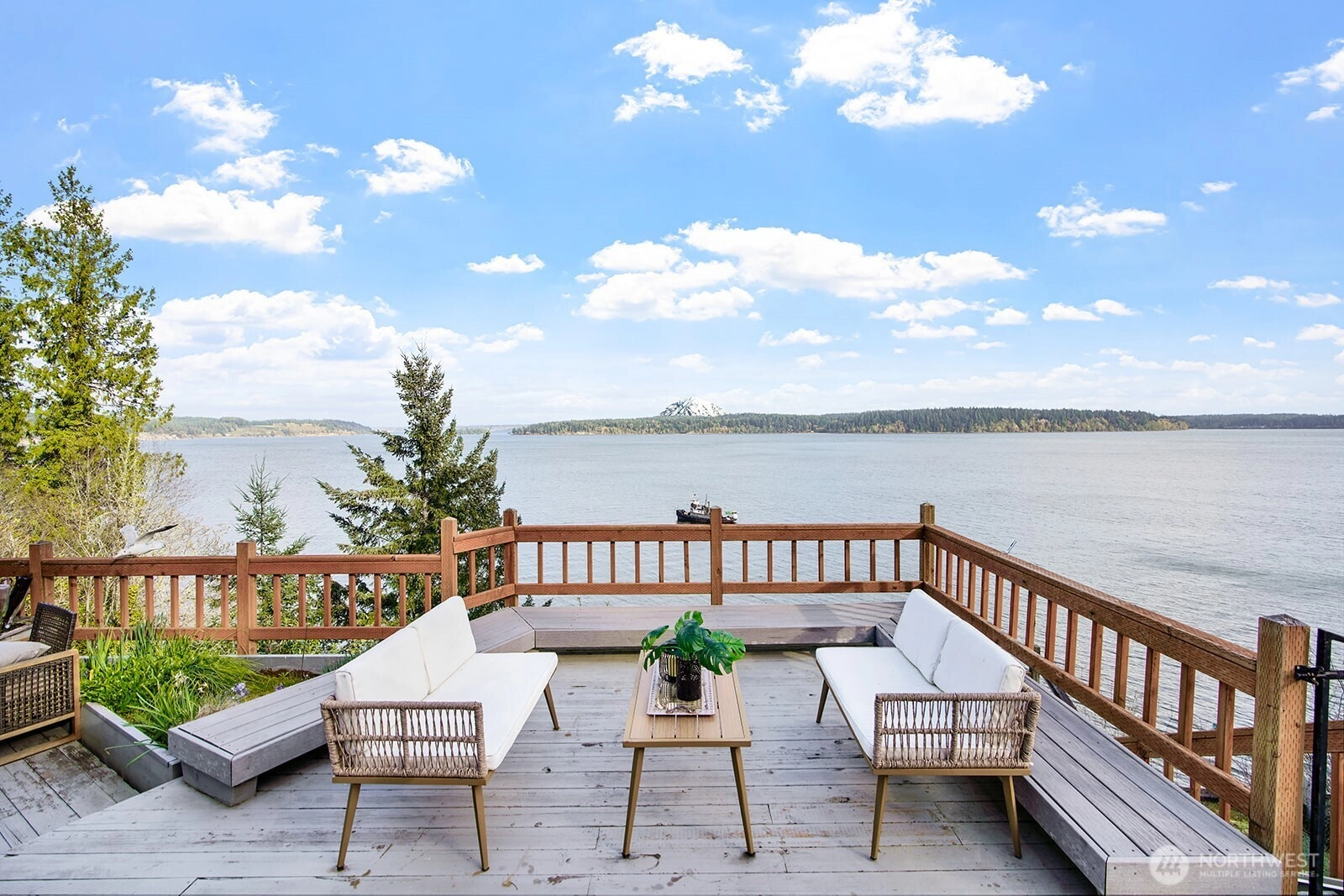 6819 Cliff Ave SW Longbranch WA 98351