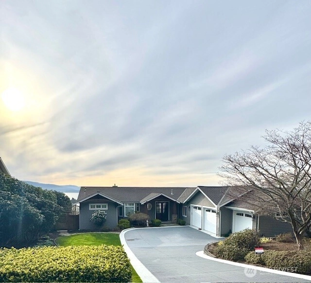 620 Fieldston Rd Bellingham WA 98225