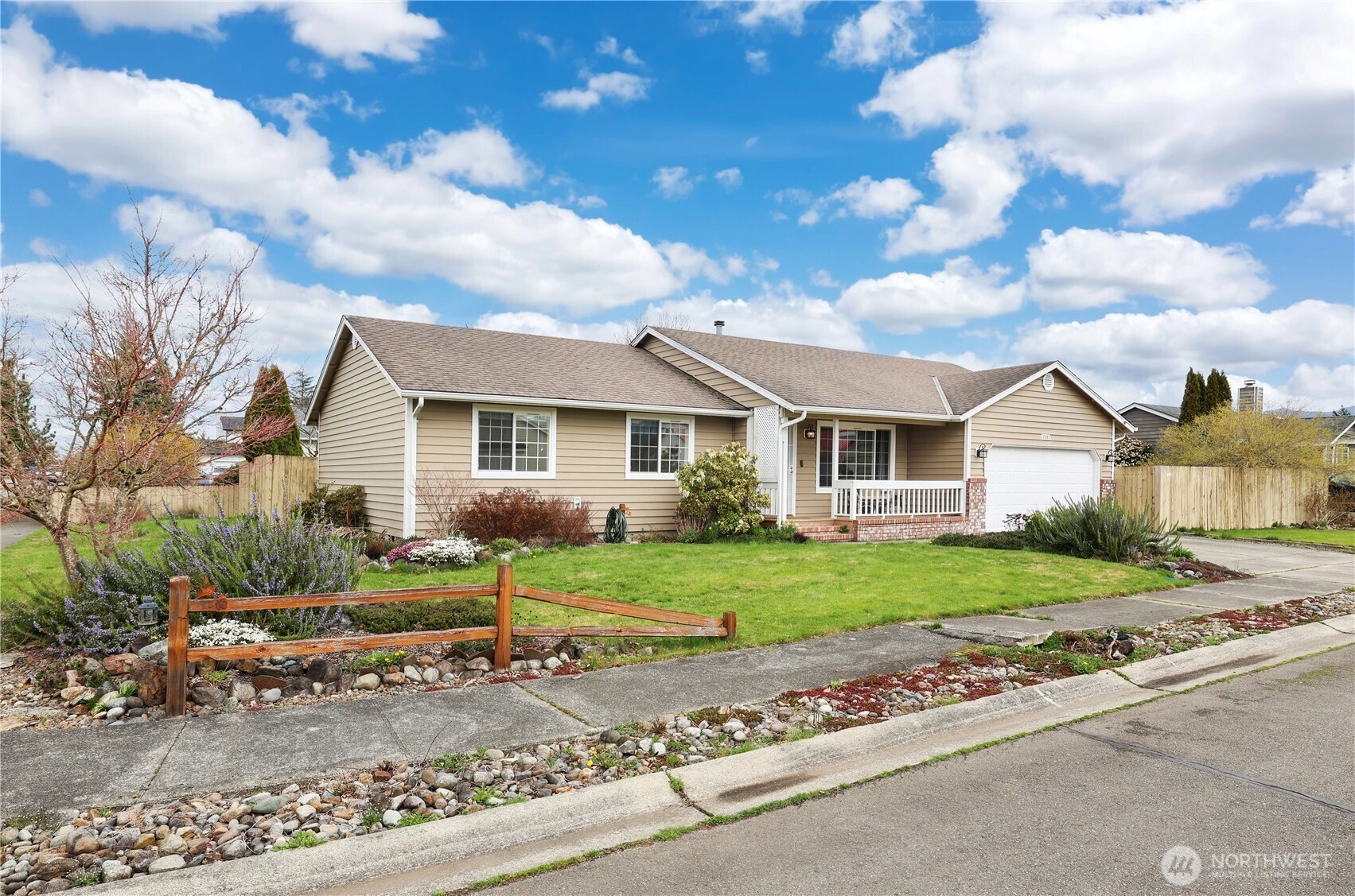 2947 Edel Ave Enumclaw WA 98022