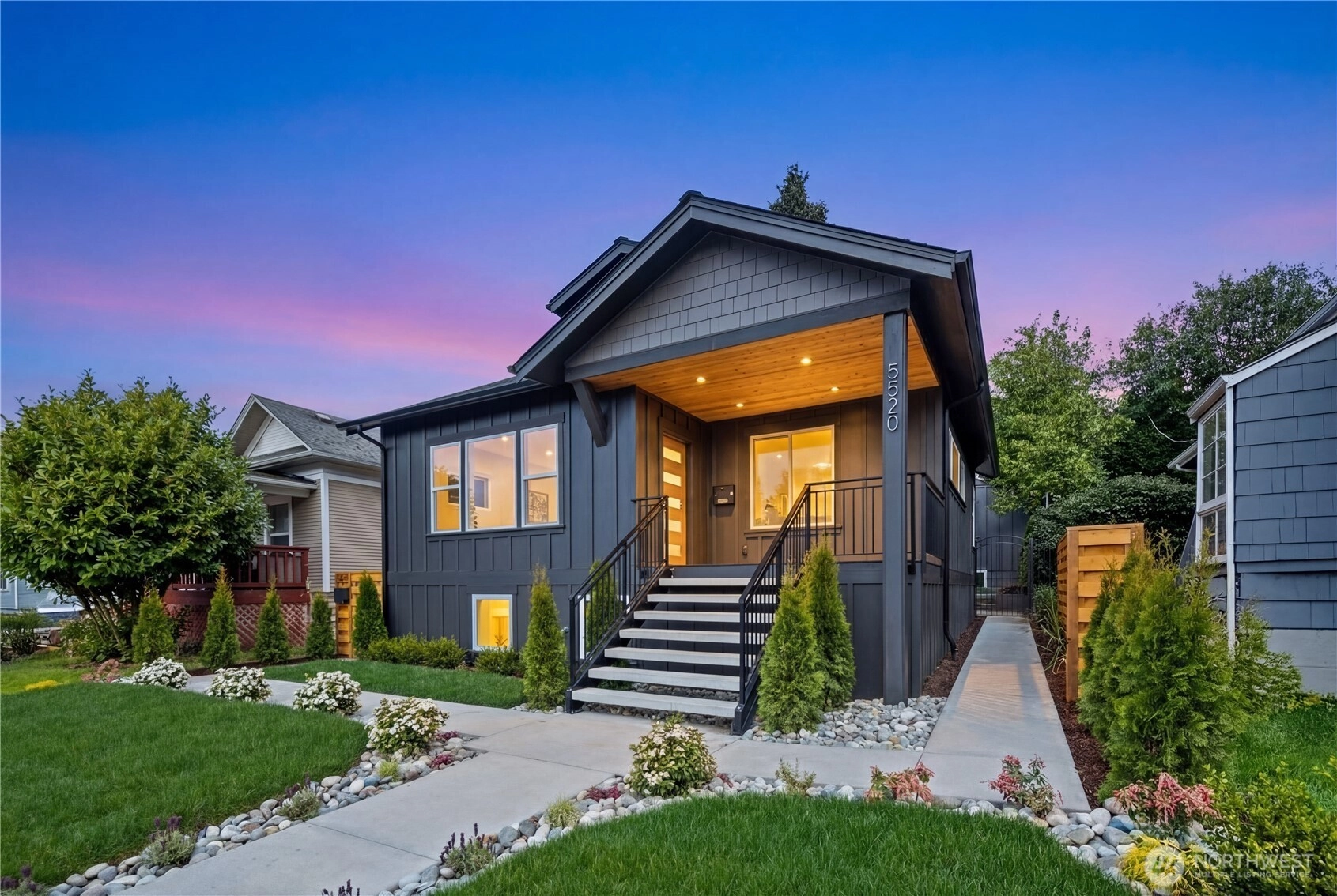 5520 Brooklyn Ave NE Seattle WA 98105