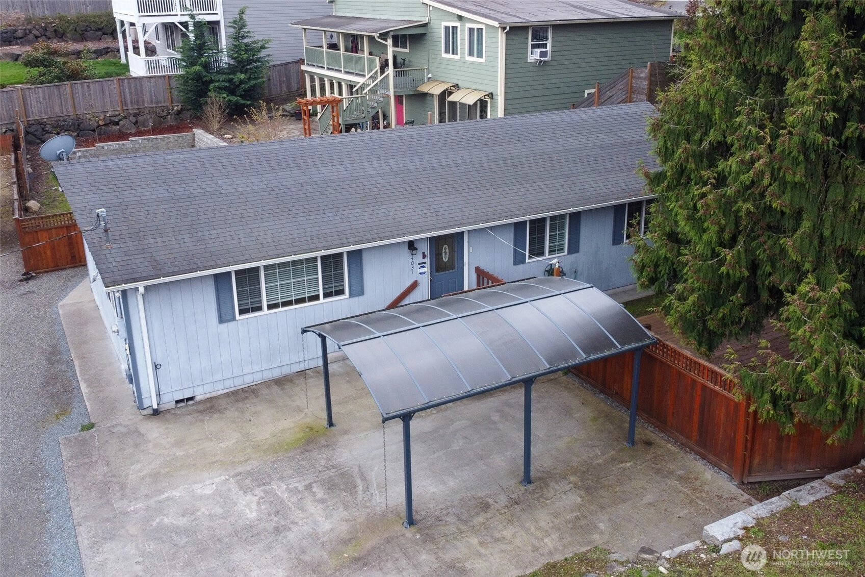 14031 33rd Pl S Tukwila WA 98168