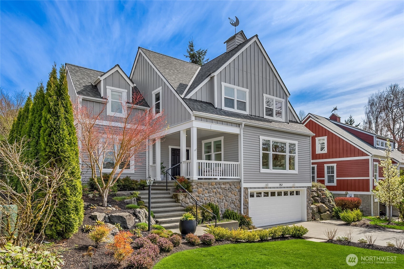 757 Village Cir NW Unit  Bainbridge Island WA 98110