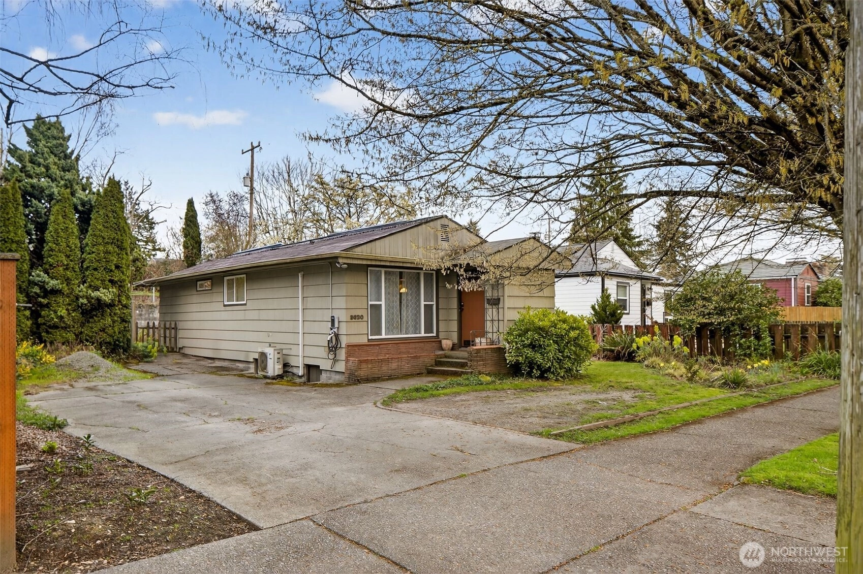 8620 35th Ave SW Seattle WA 98126