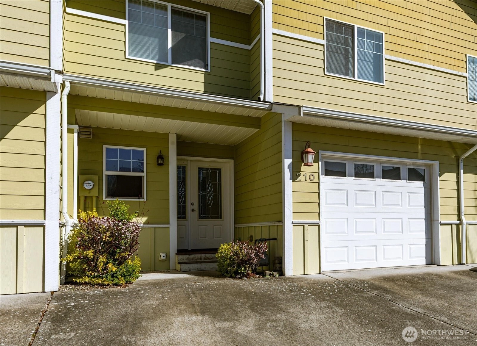 210 SE Melrose Dr Oak Harbor WA 98277