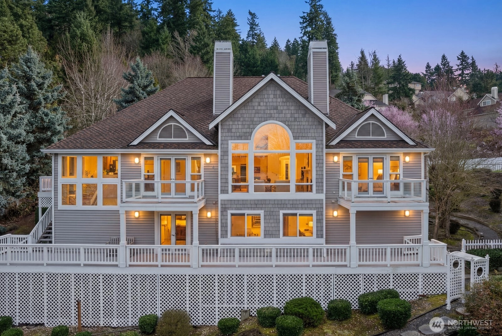 1665 204th Ave NE Sammamish WA 98074